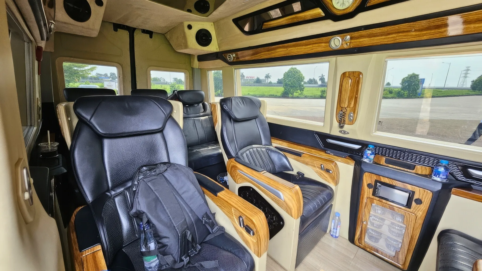 High Class Limousine Transfer