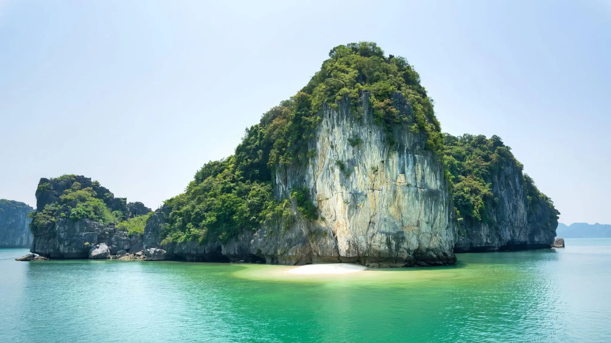 The pristine Ba Trai Dao islets