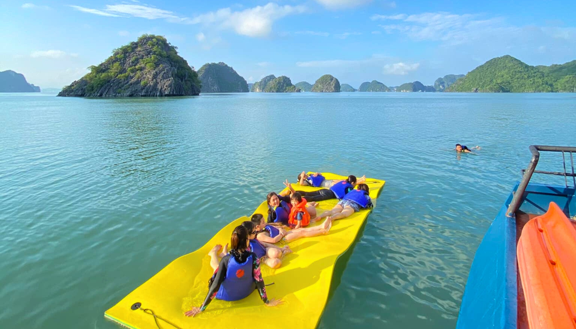 Explore the pretty landscape of the Tra Bau Area with majestic limestone islands