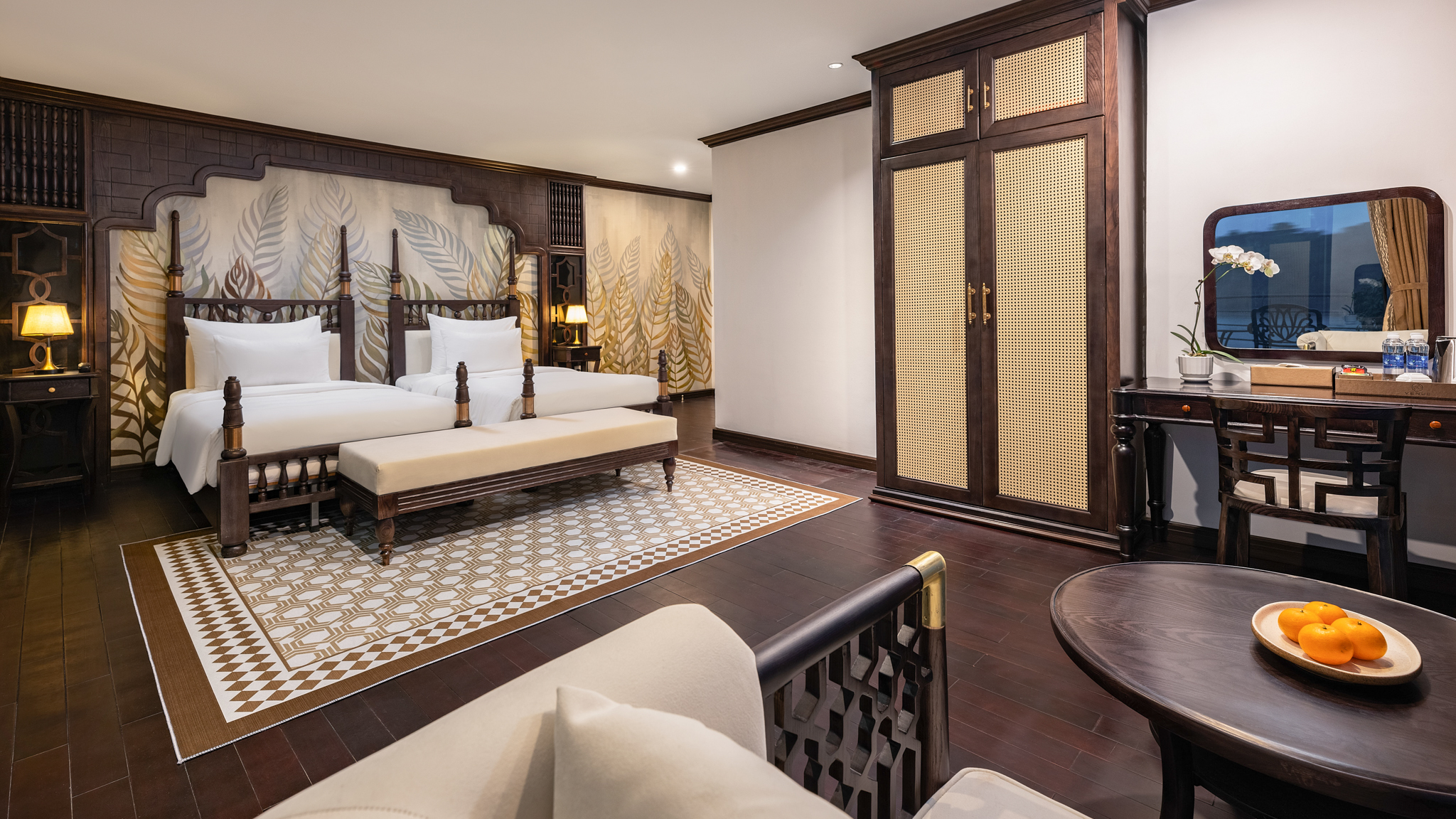 Large and Comfortable Room