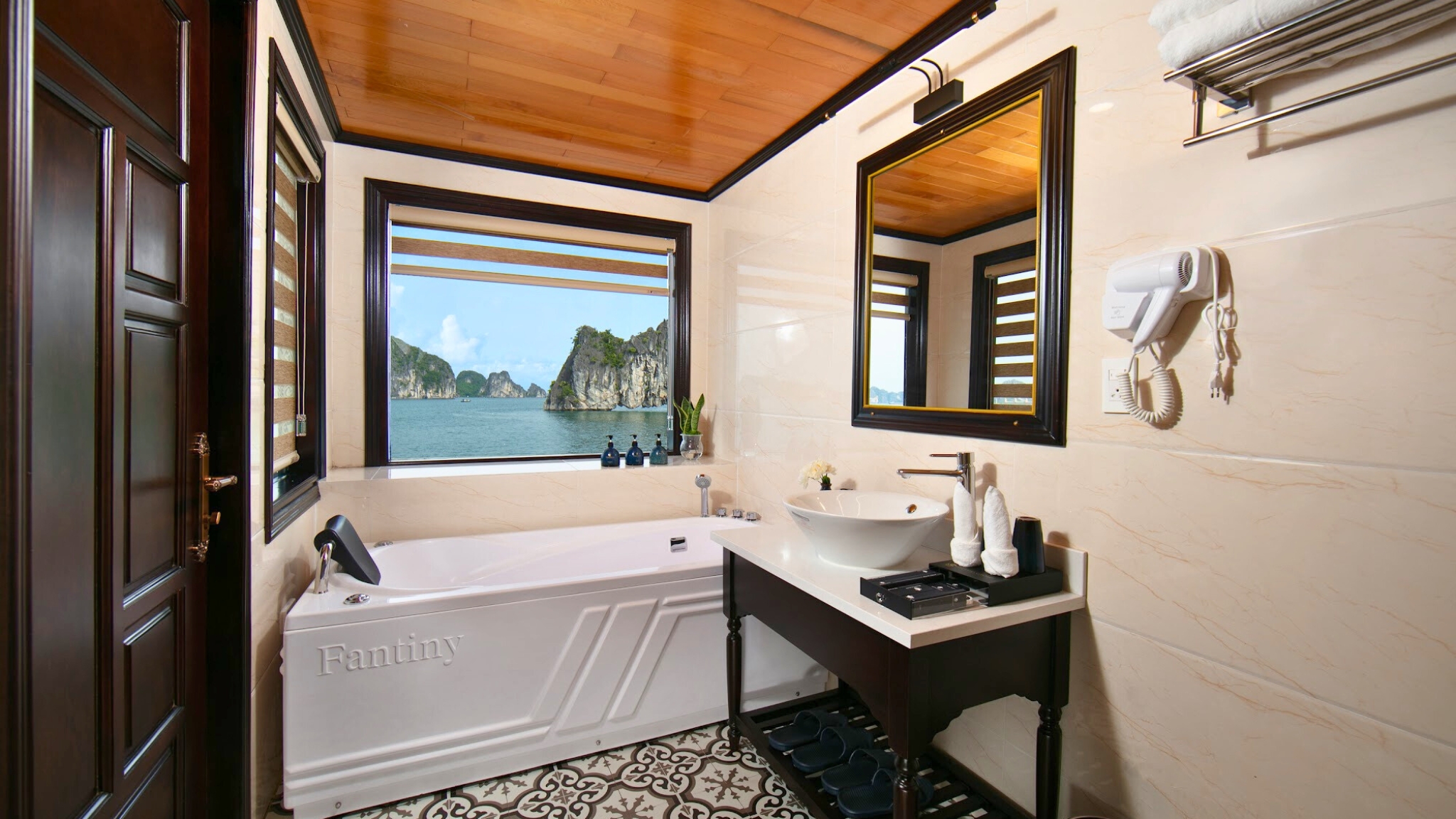 Jacuzzi Bathtub Ideal For Kids