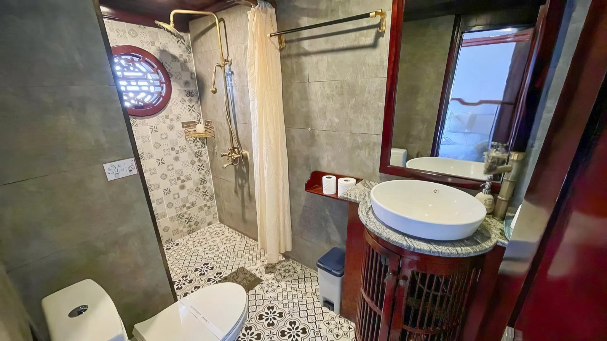 Clean Bathroom