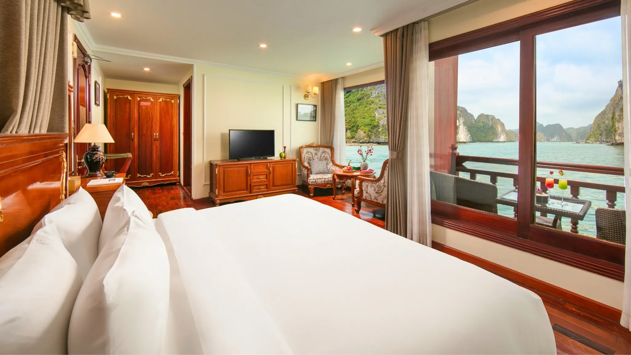 Signature Suite