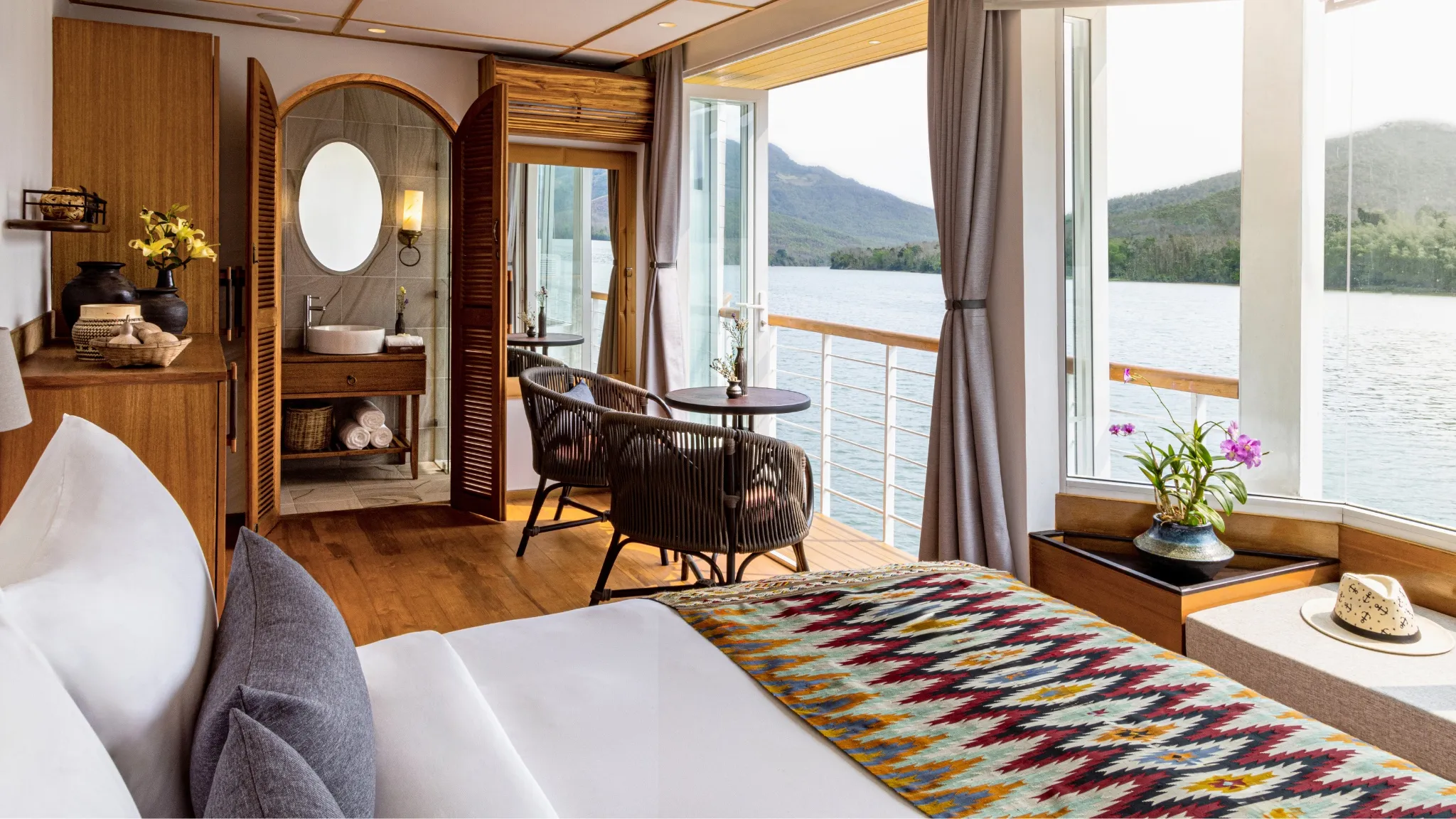 Premier View Suite