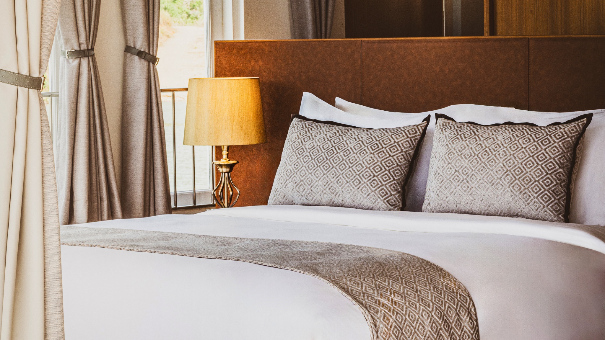 Comfortable King Bed