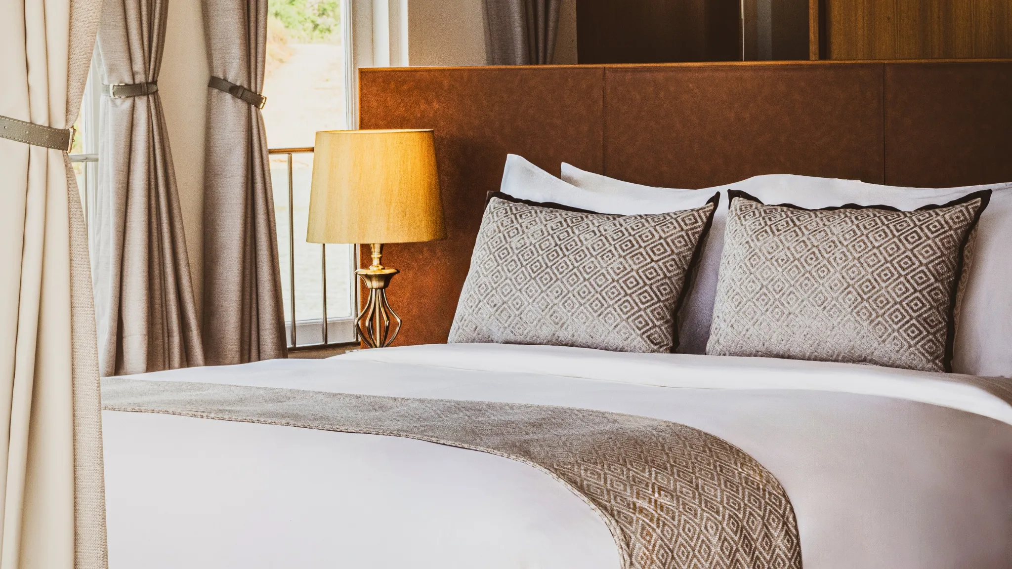 Comfortable King Bed