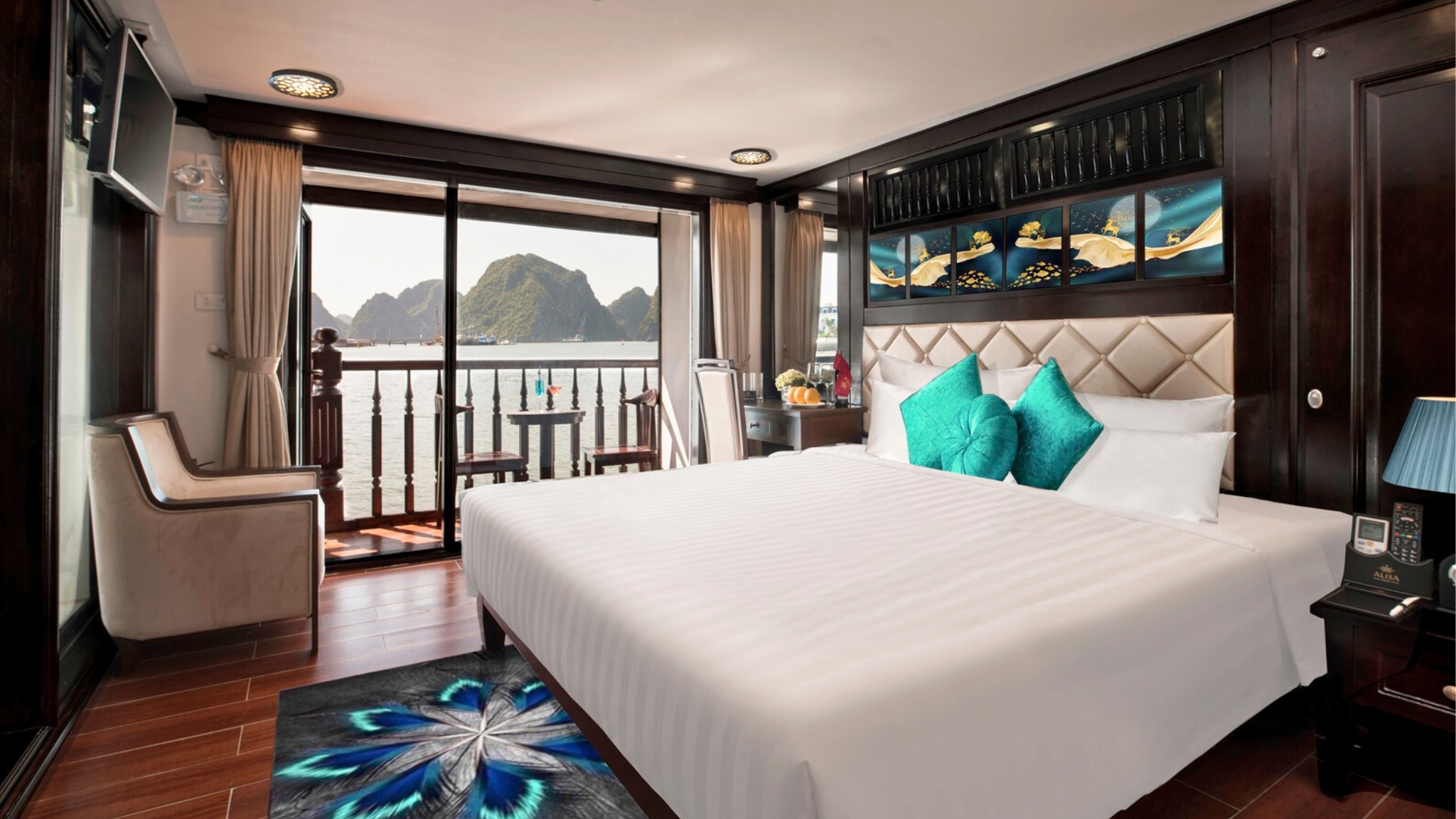 Junior Balcony Suite