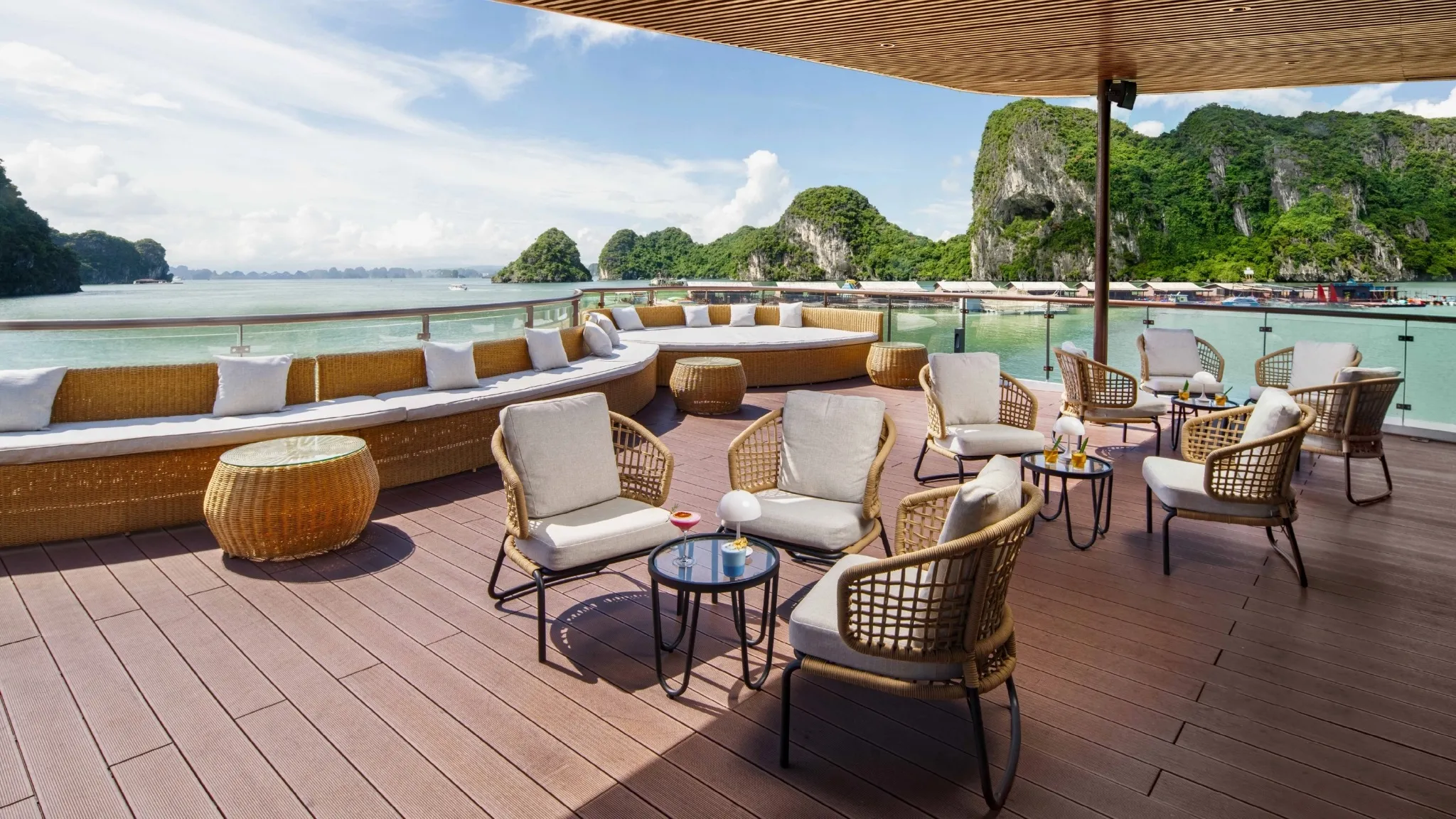 Outdoor Lounge
