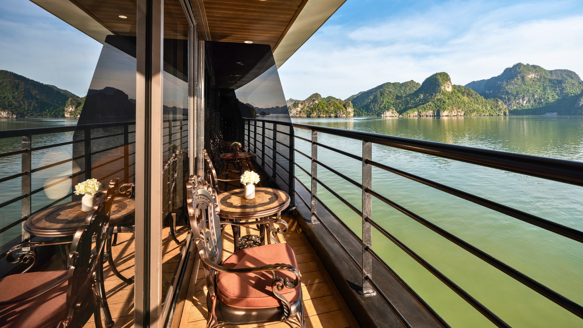 Bright Private Balcony