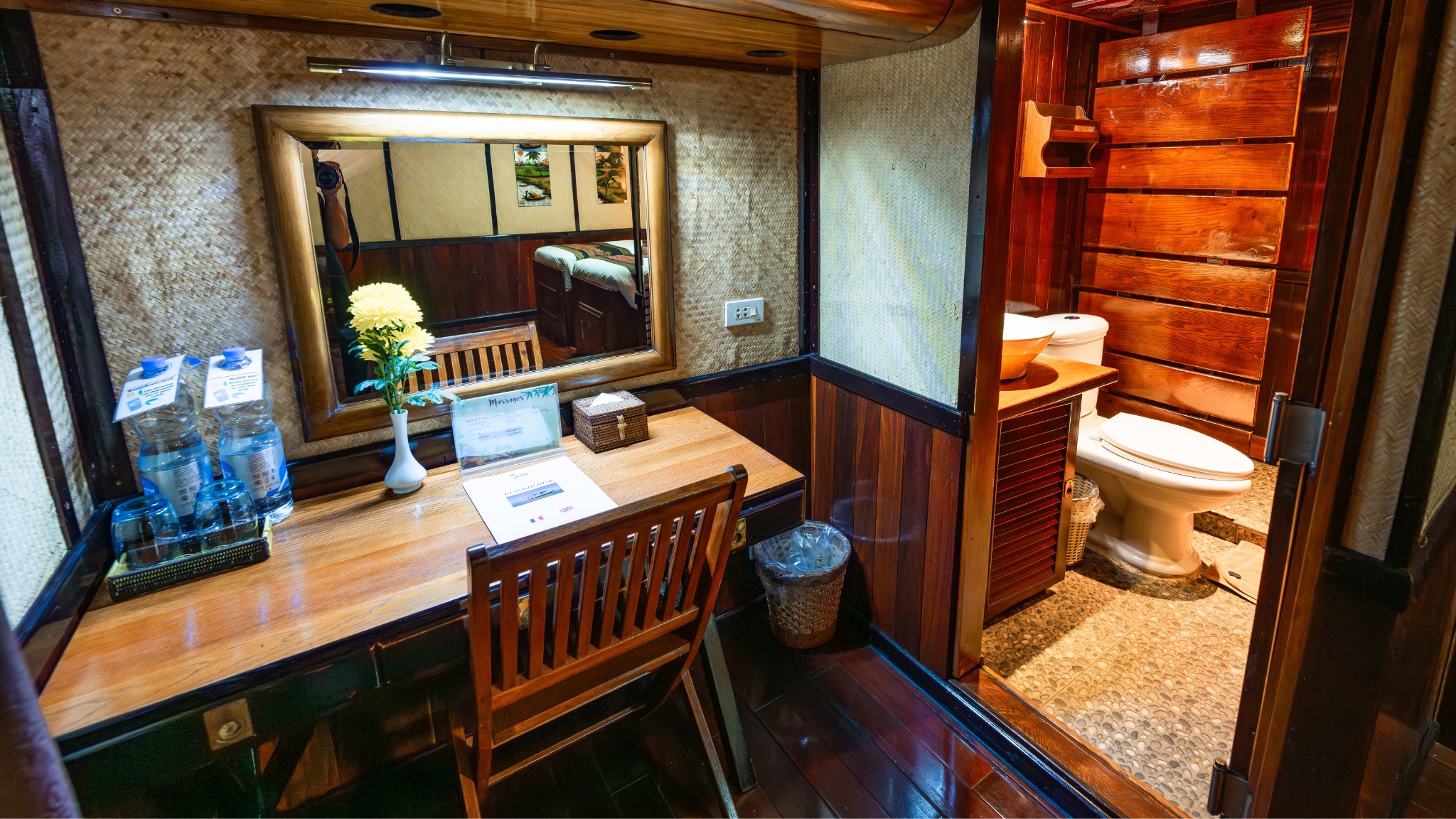 Dressing Table & Bathroom