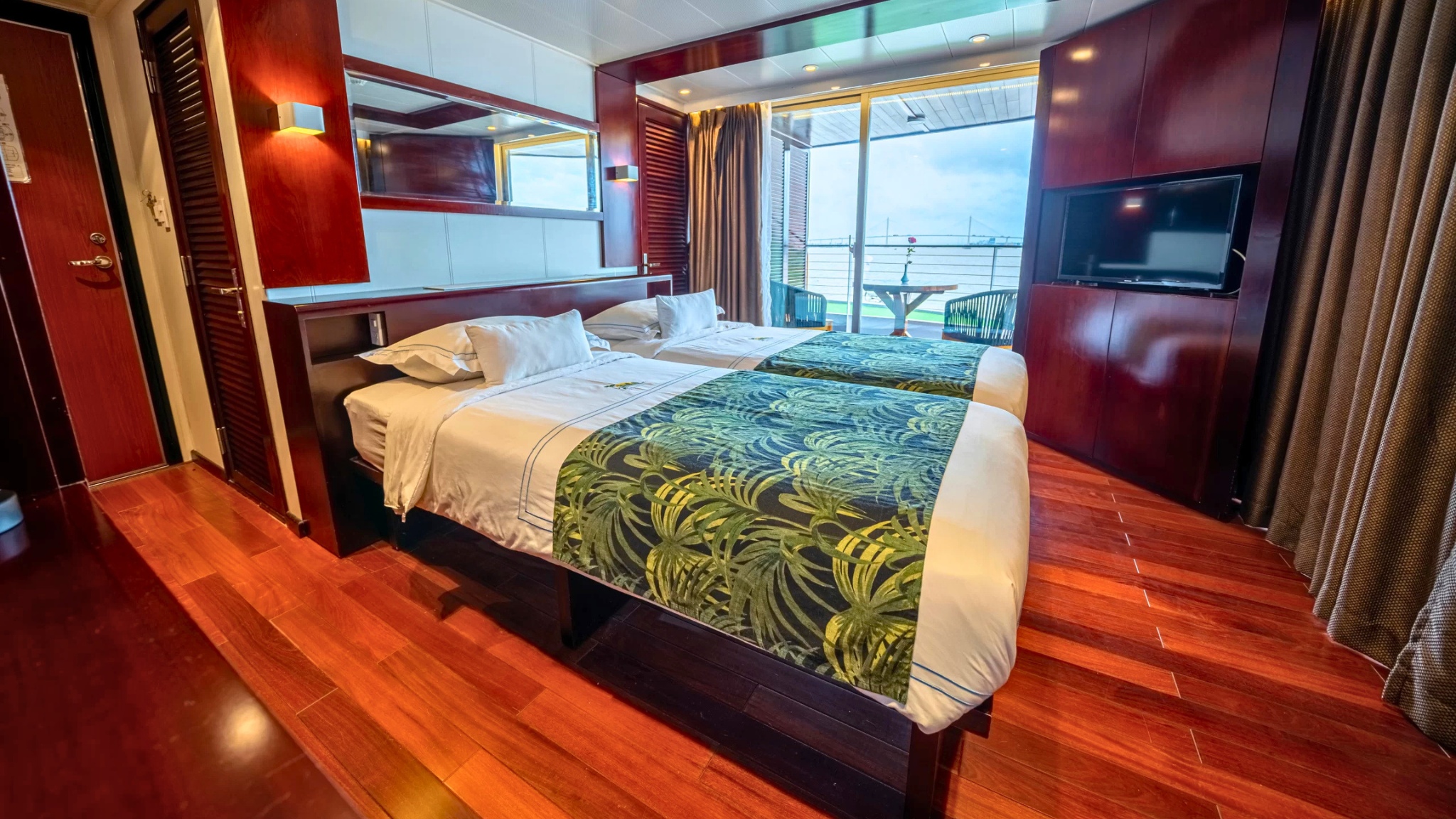 Upper Deck Room