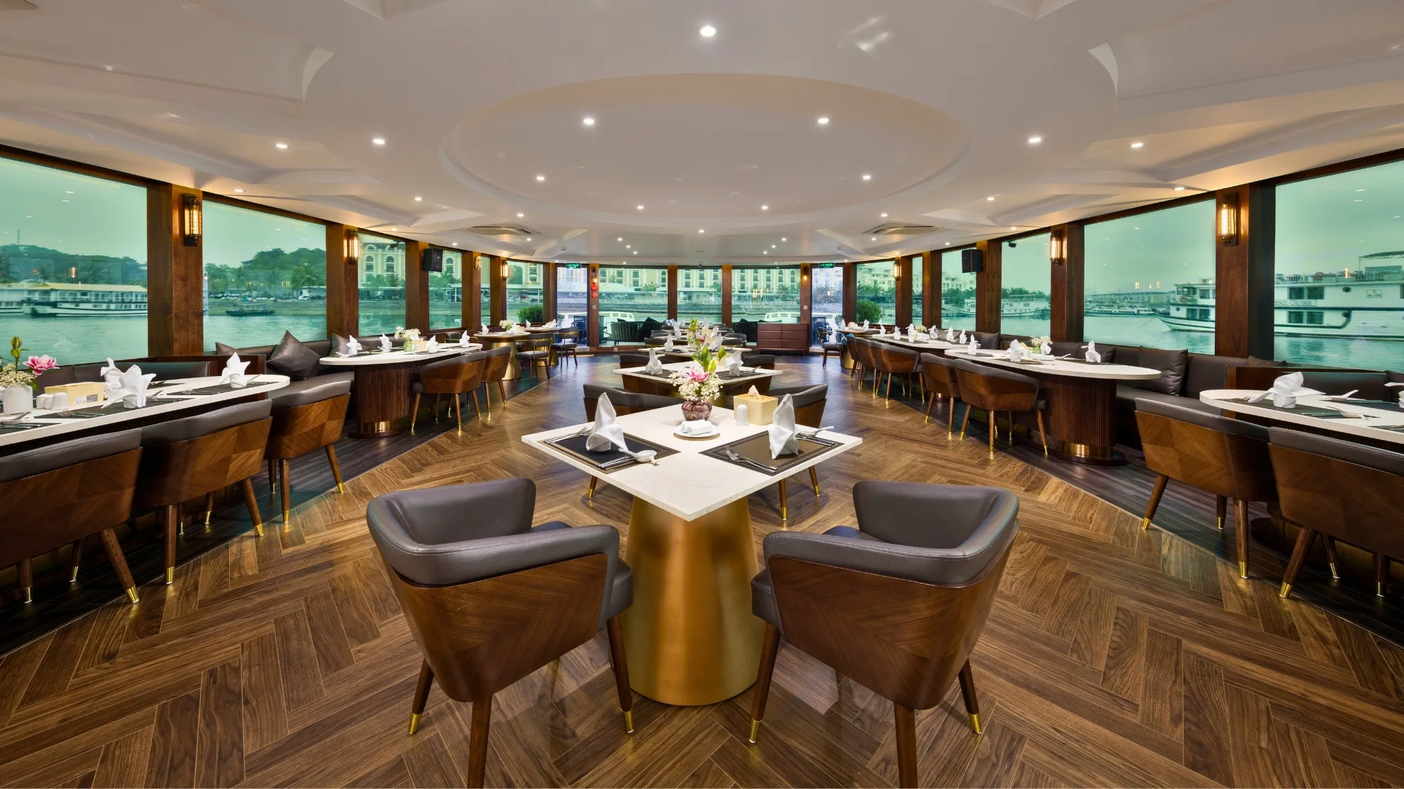 Luxury Restaurant