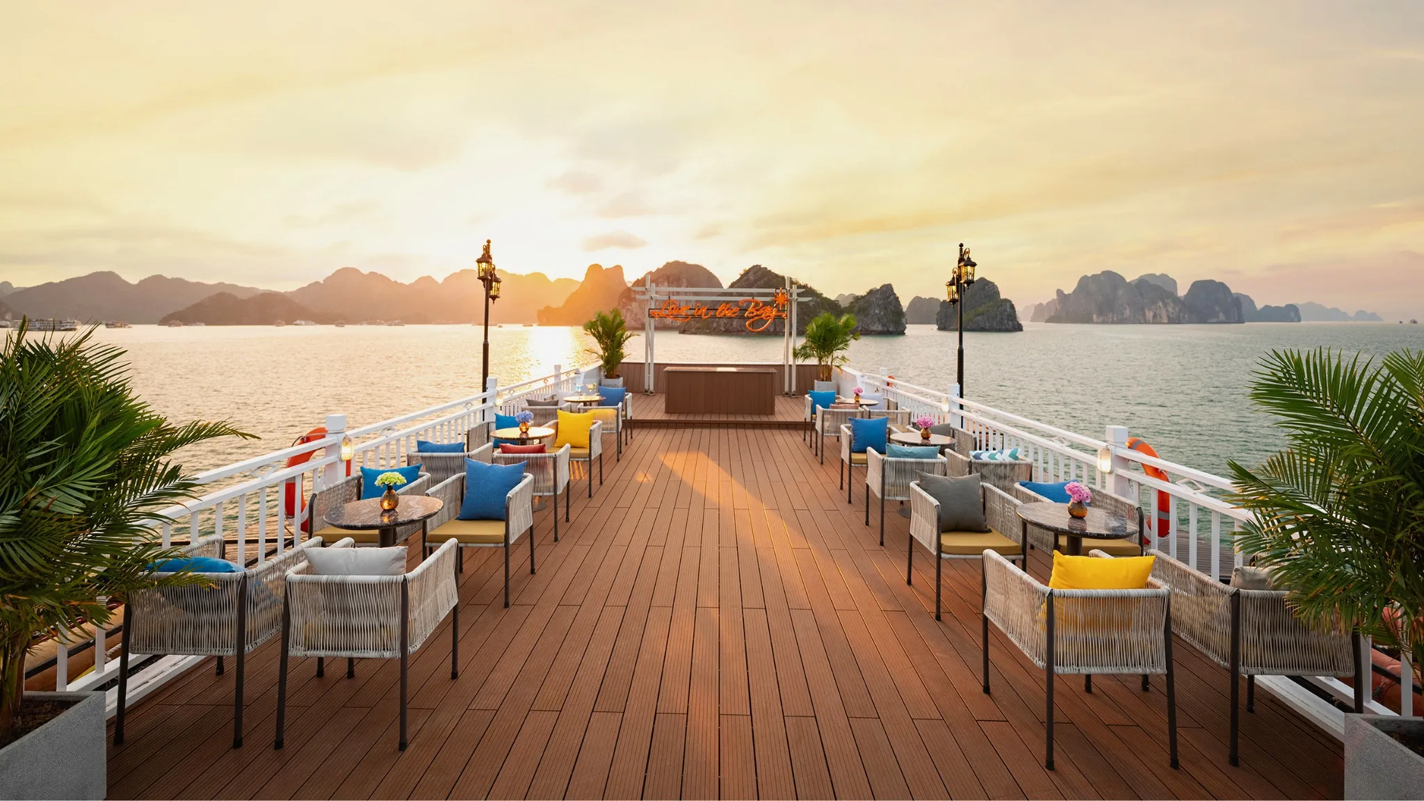 Beautiful Sunshine on Sundeck