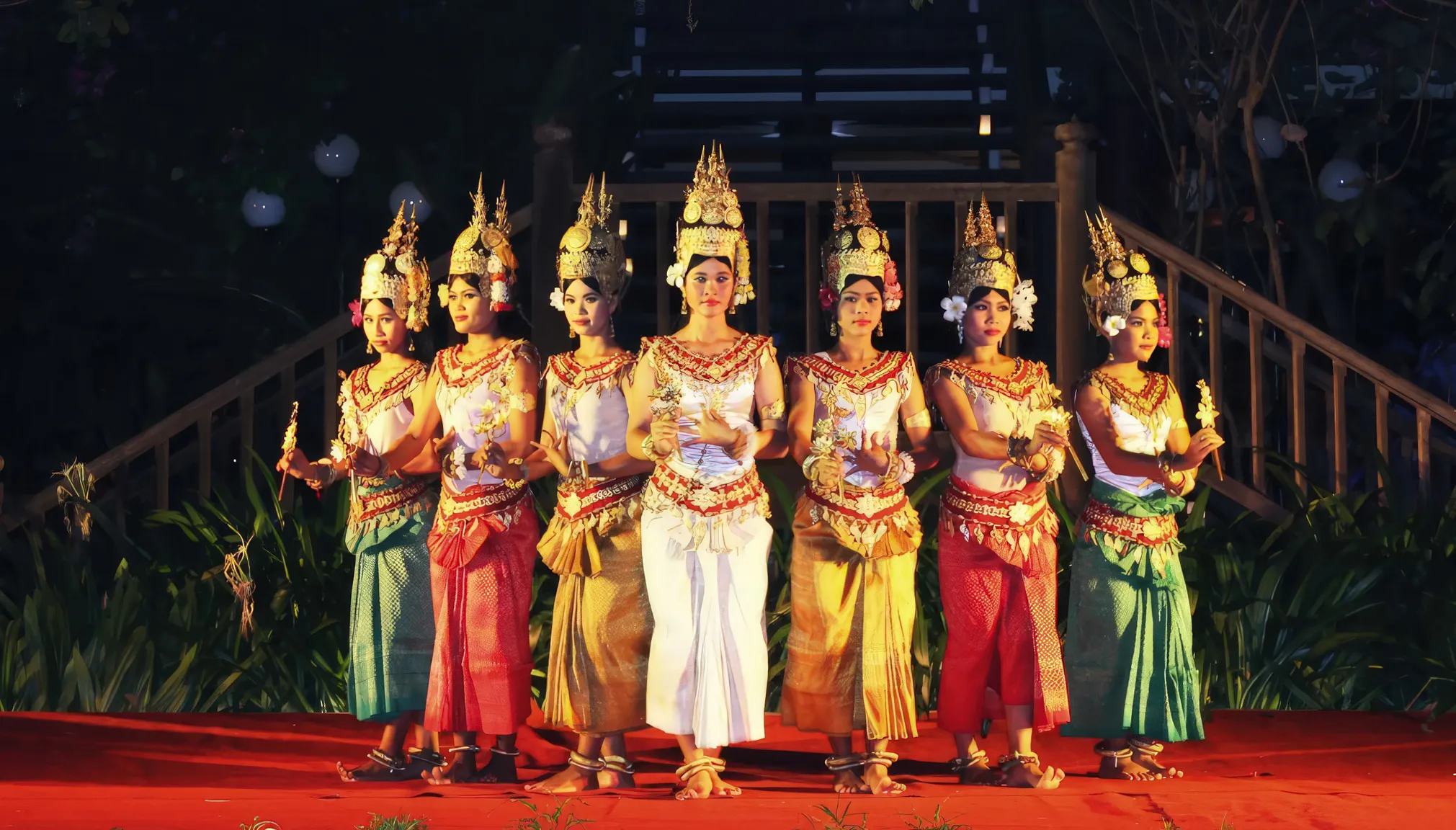 Traditional Apsara Dance Show