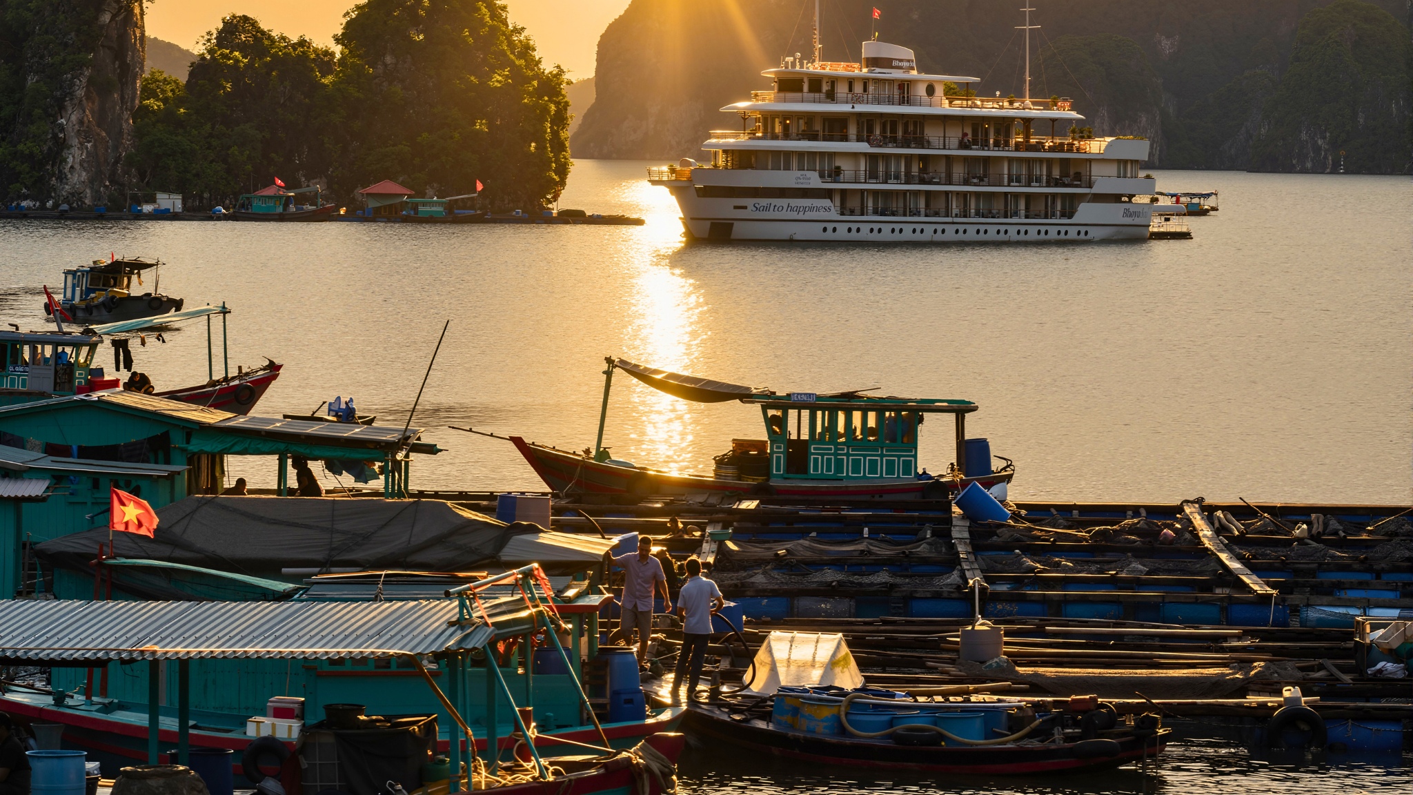 Cua Van Floating Village