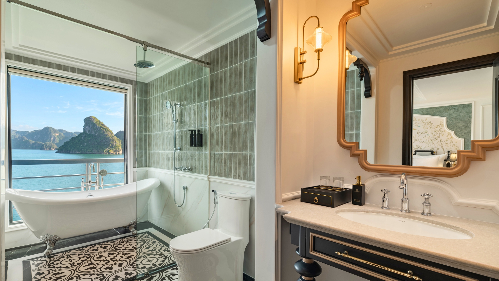 Contemporary Luxury Bathroom