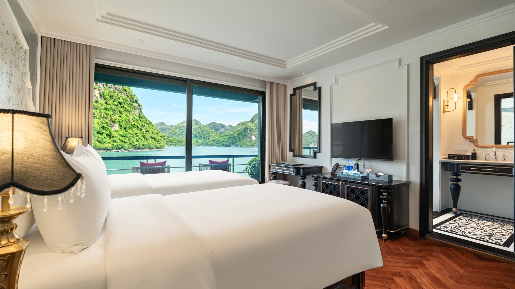 Wake Up To Halong Bay Views