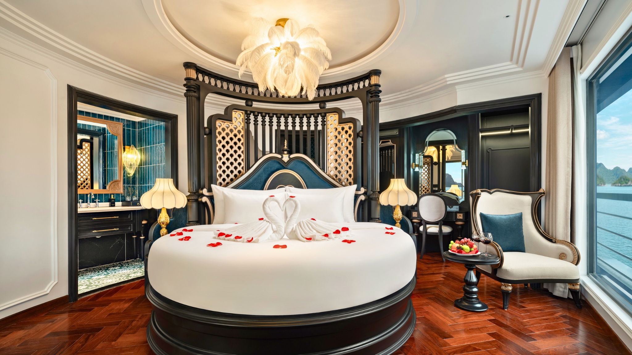 Large Suite For Lap Of Luxury