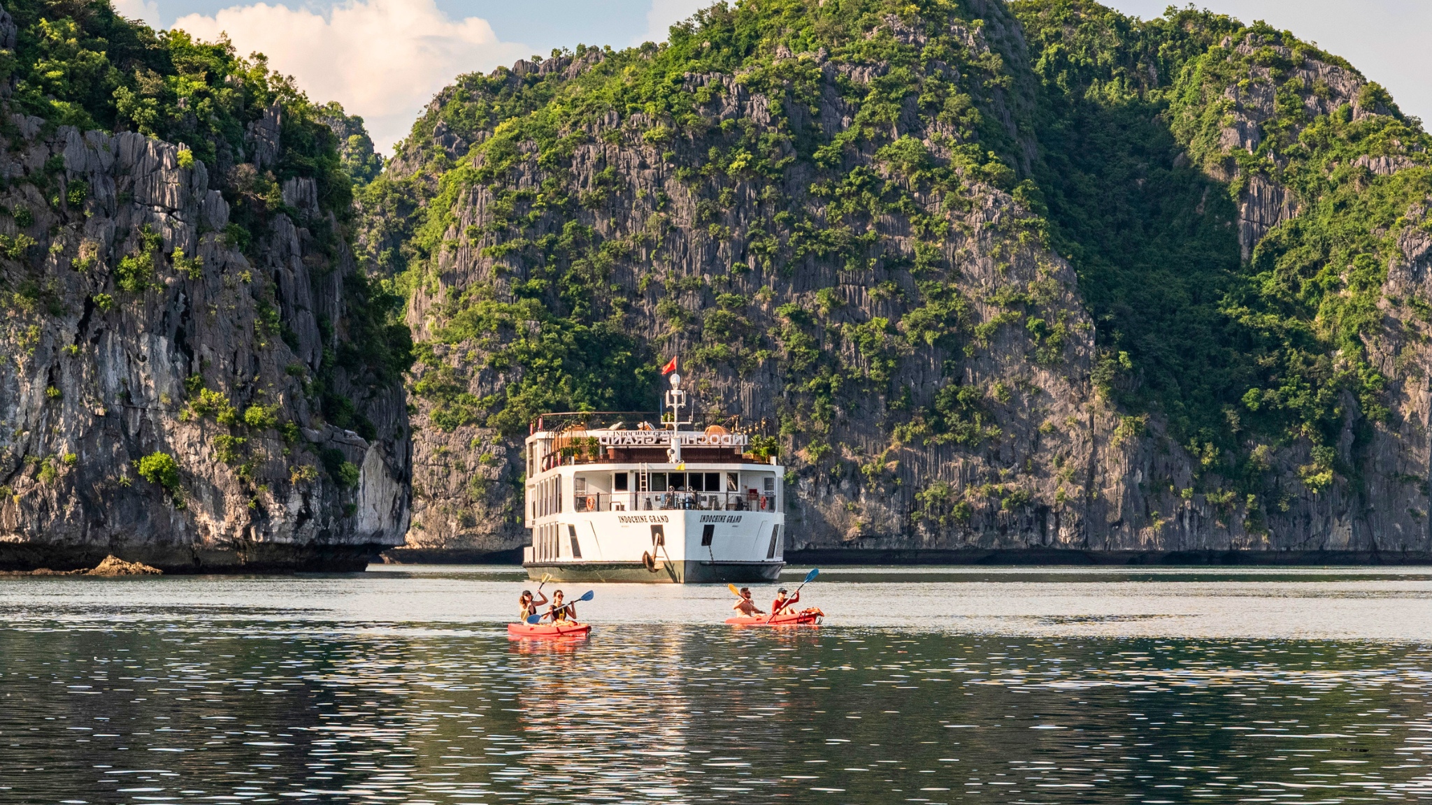kayaking in Lan Ha