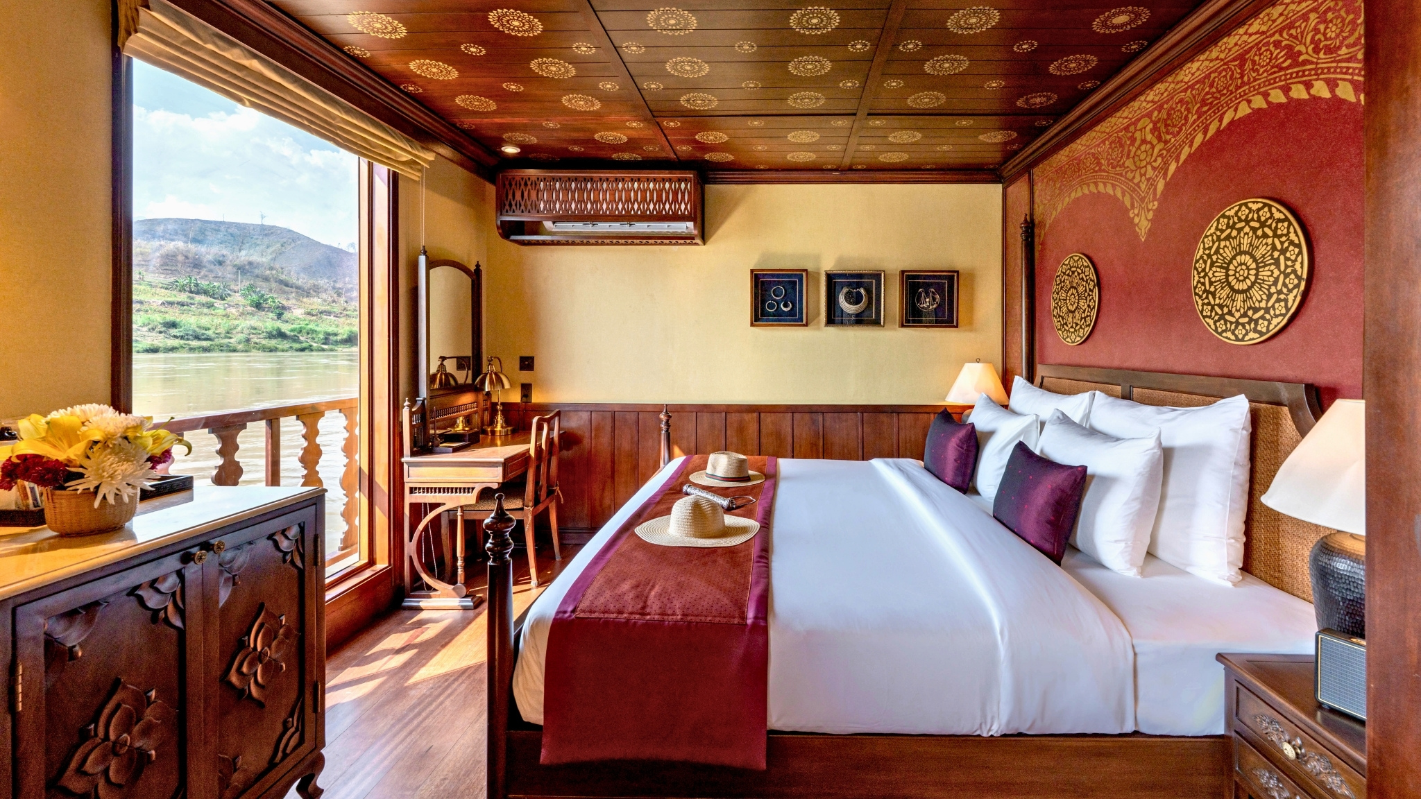Signature Suite