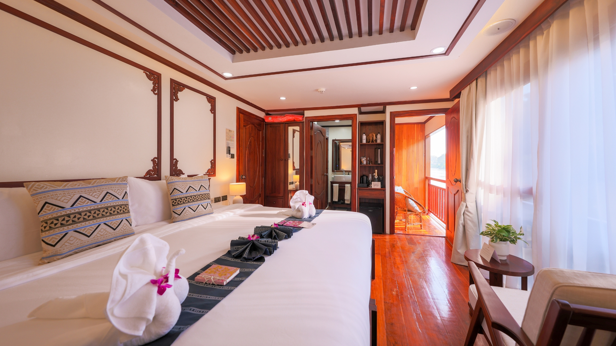 Deluxe Cabin