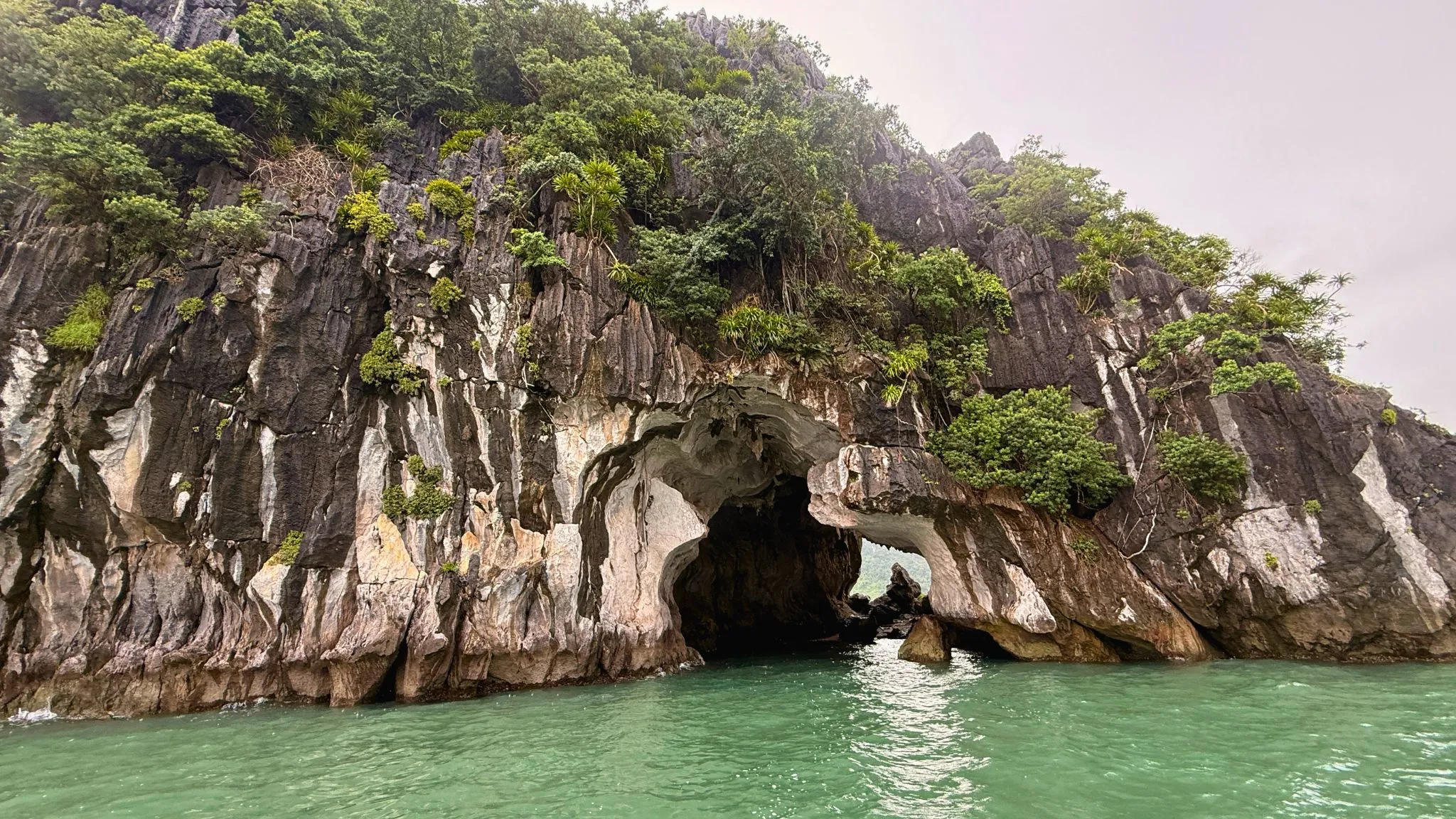 Explore the Cai De Area