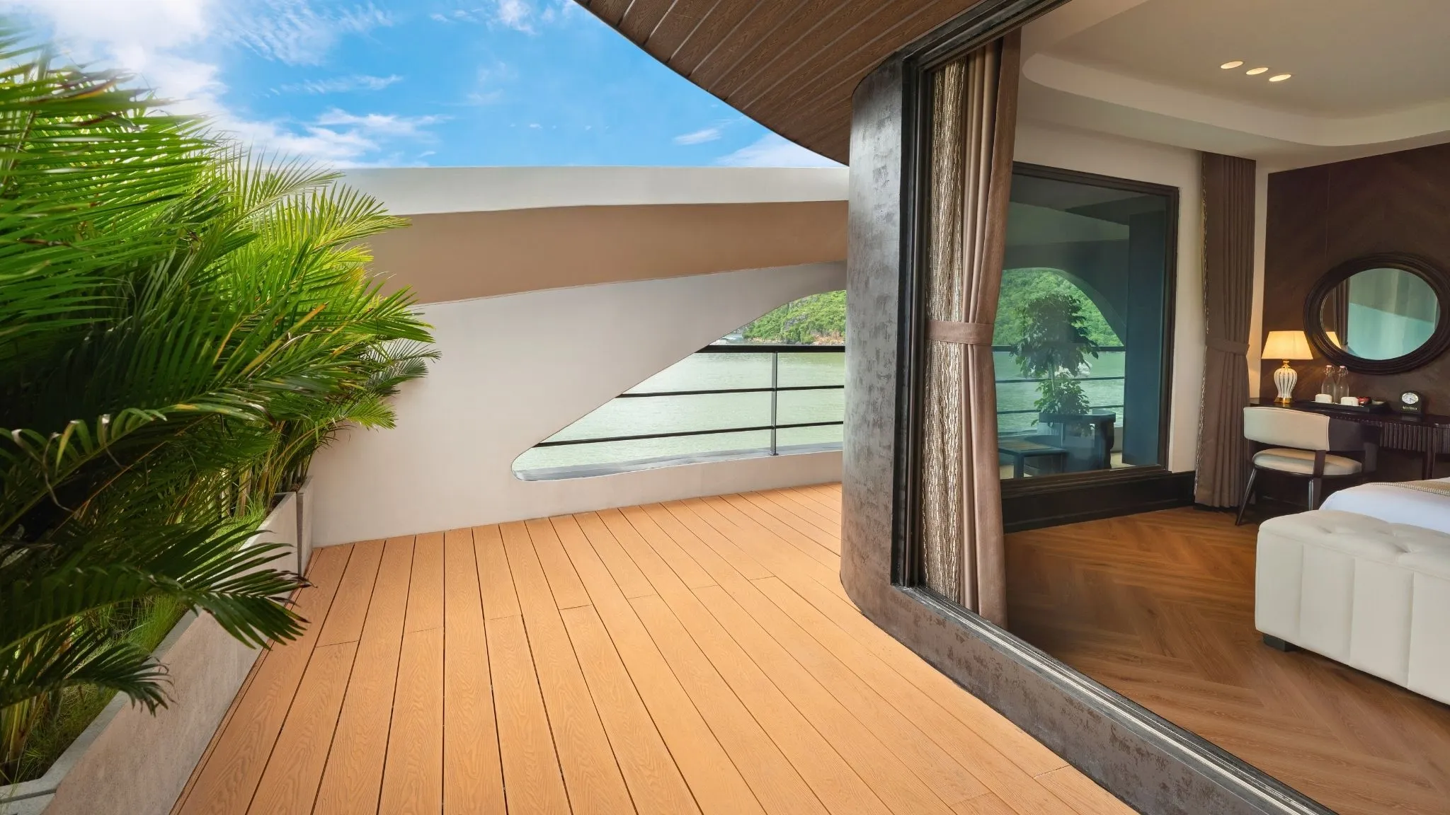 Large Balcony for sightseeing
