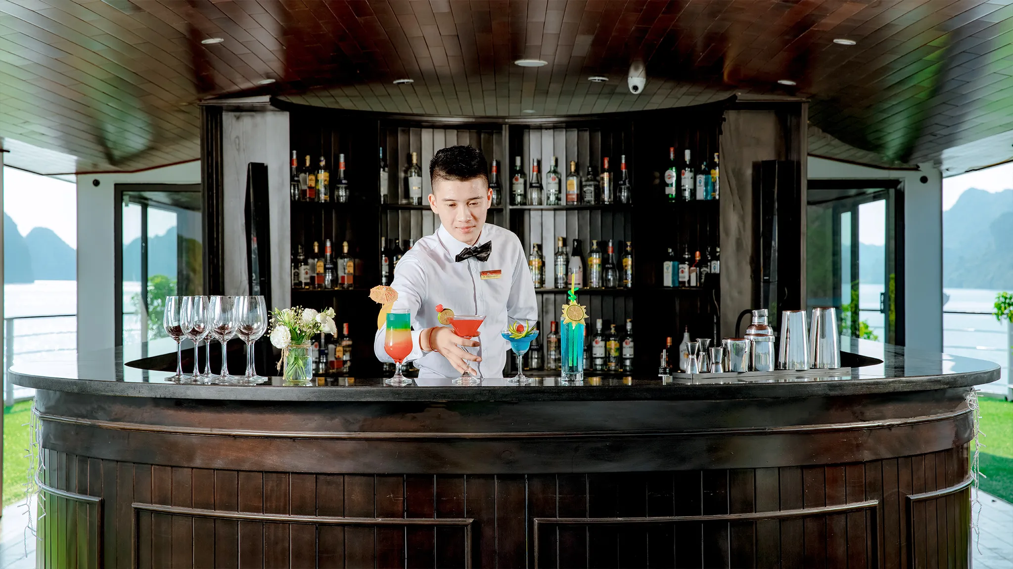 Enjoy Tropical Cocktails