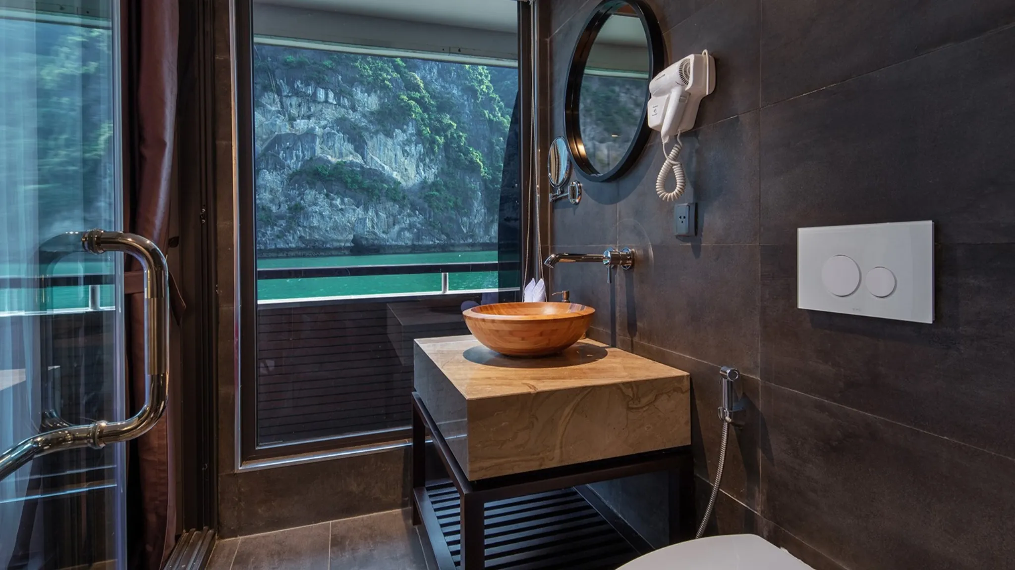 Amenities bathroom