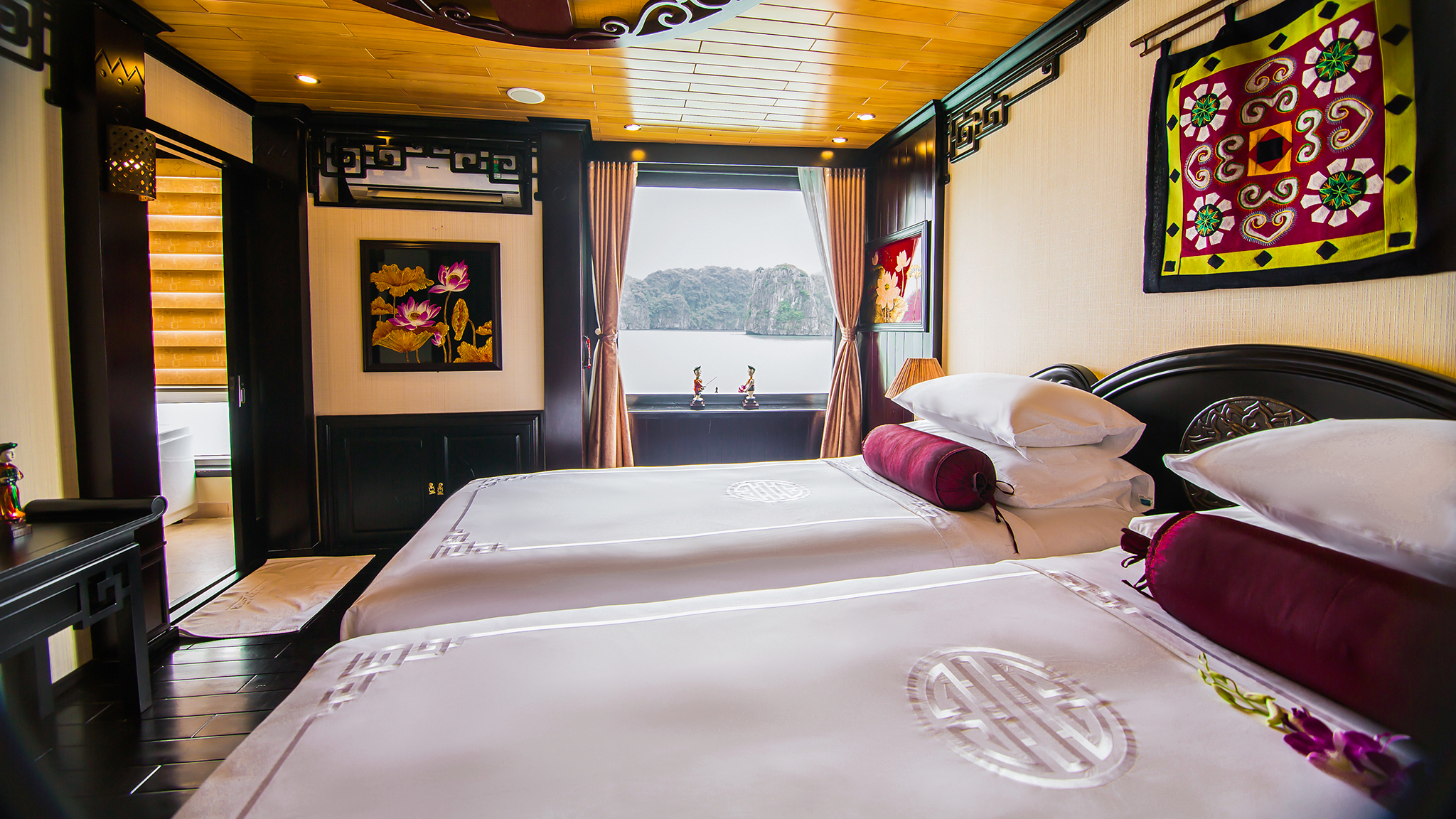 Twin beds equipped with full amenities