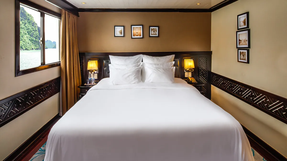 Deluxe Cabin Double Bed