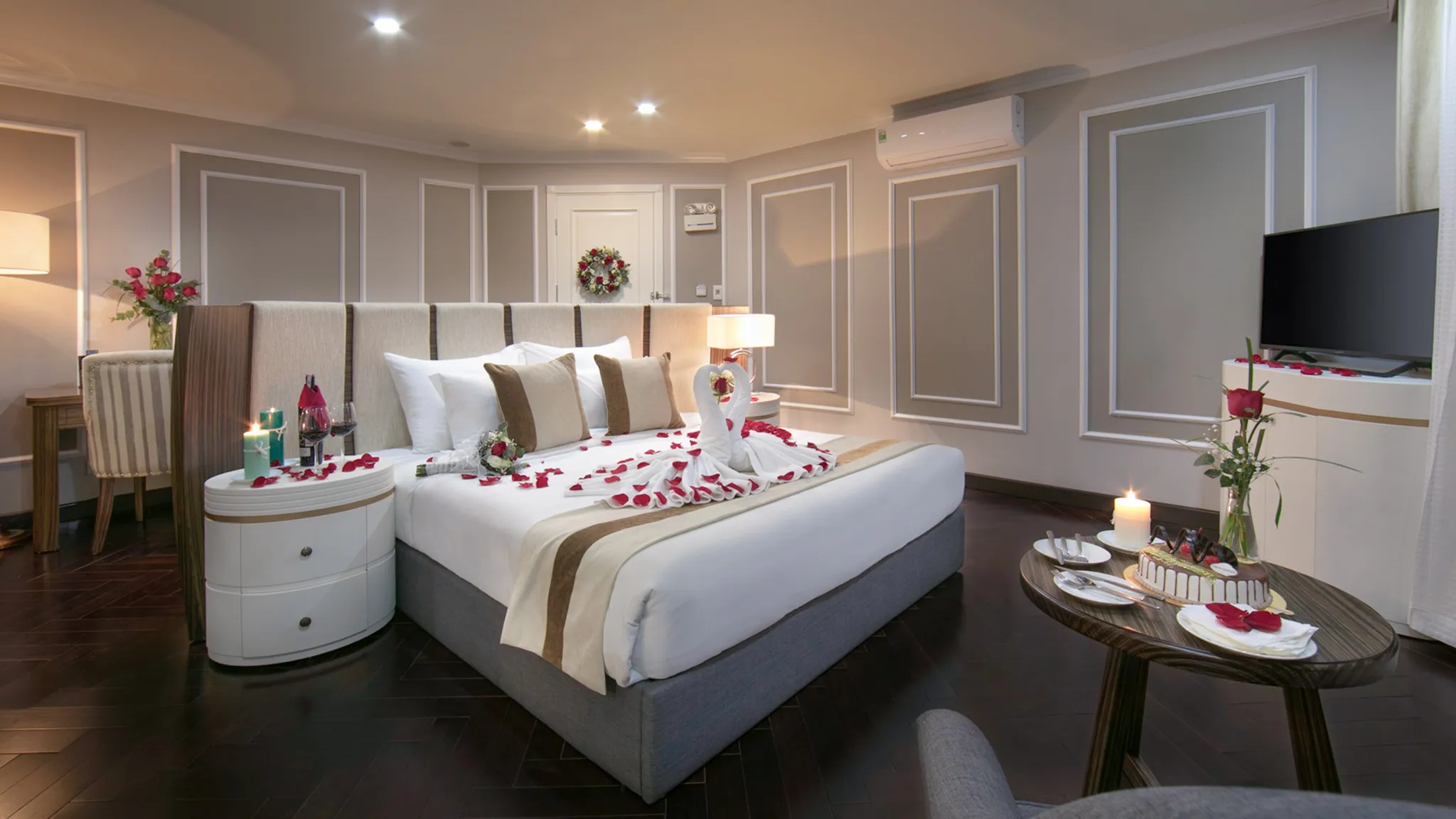 Romantic decoration for honeymoon