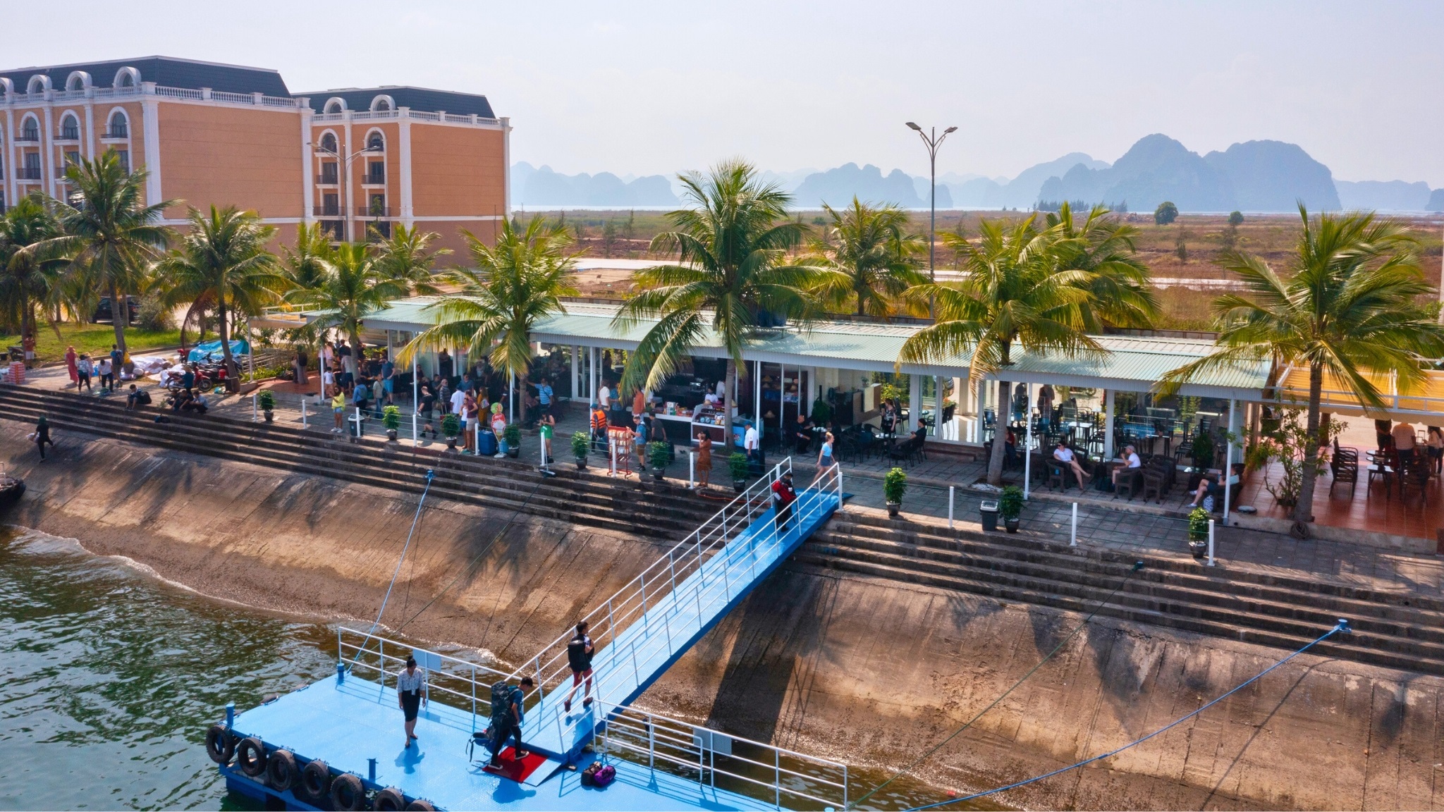 The waiting lounge of Big Bay Group is centrally located at Tuan Chau Port.