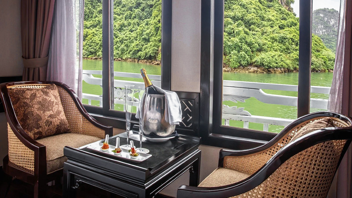 Luxurious Complimentary Package