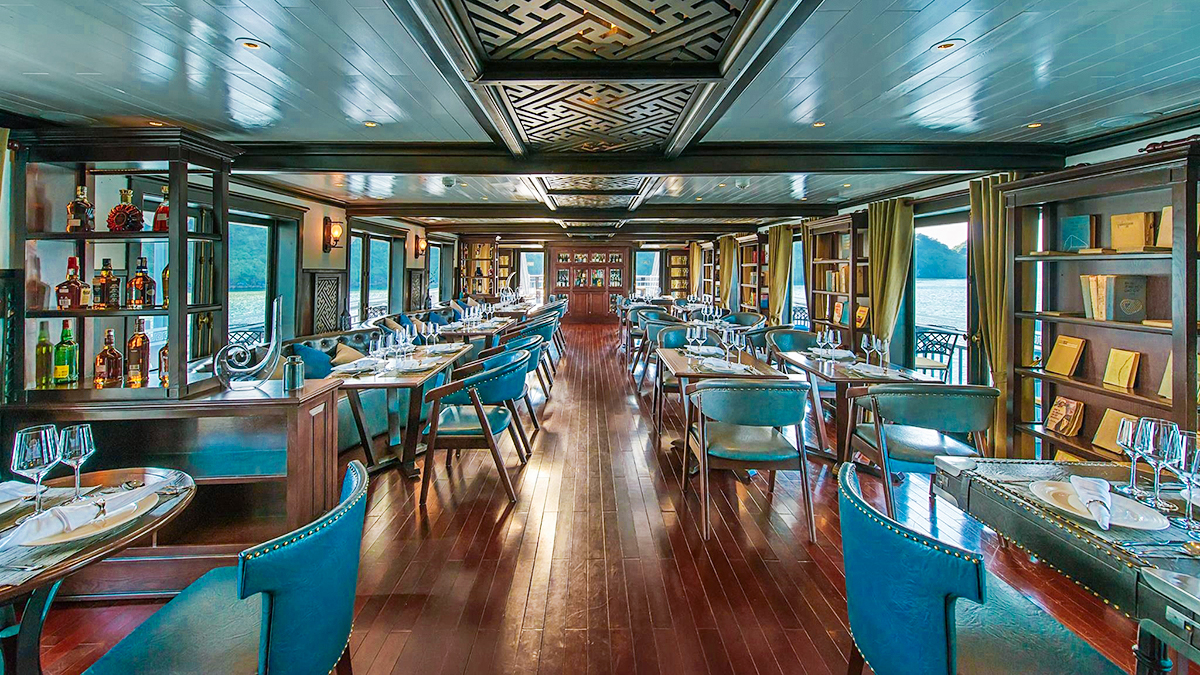 The pleasing pallette and stylish design of the restaurant on Paradise Sails