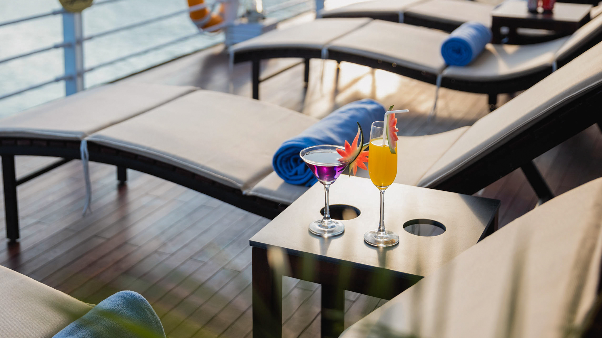 Refresh yourself with a drink on the sundeck while soaking in the sunset over the bay