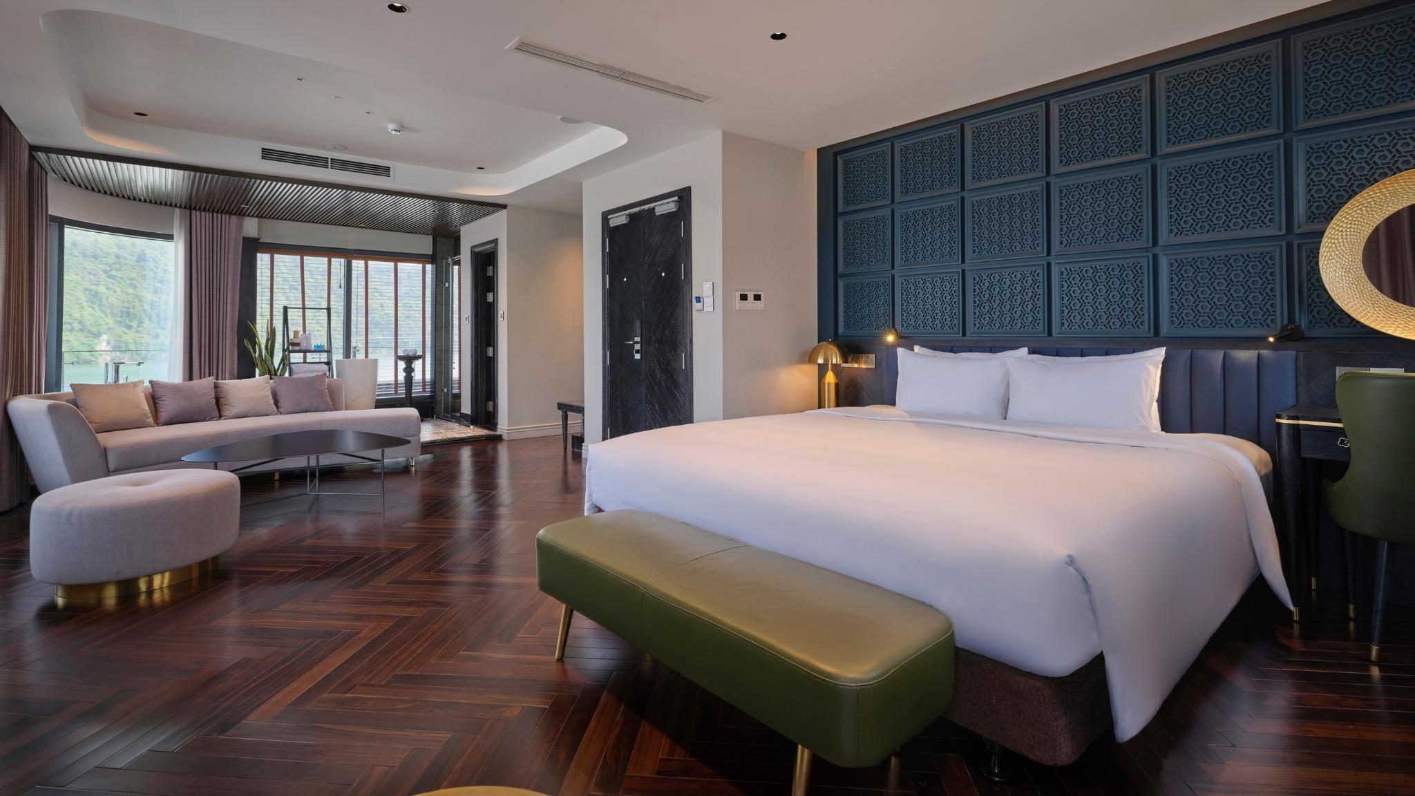 Overview Of the Spacious Cabin