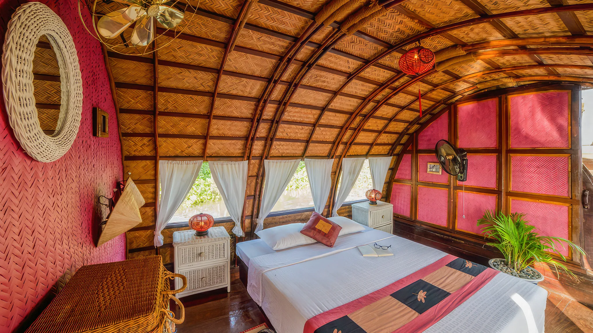 Romantic Bedroom For Couples