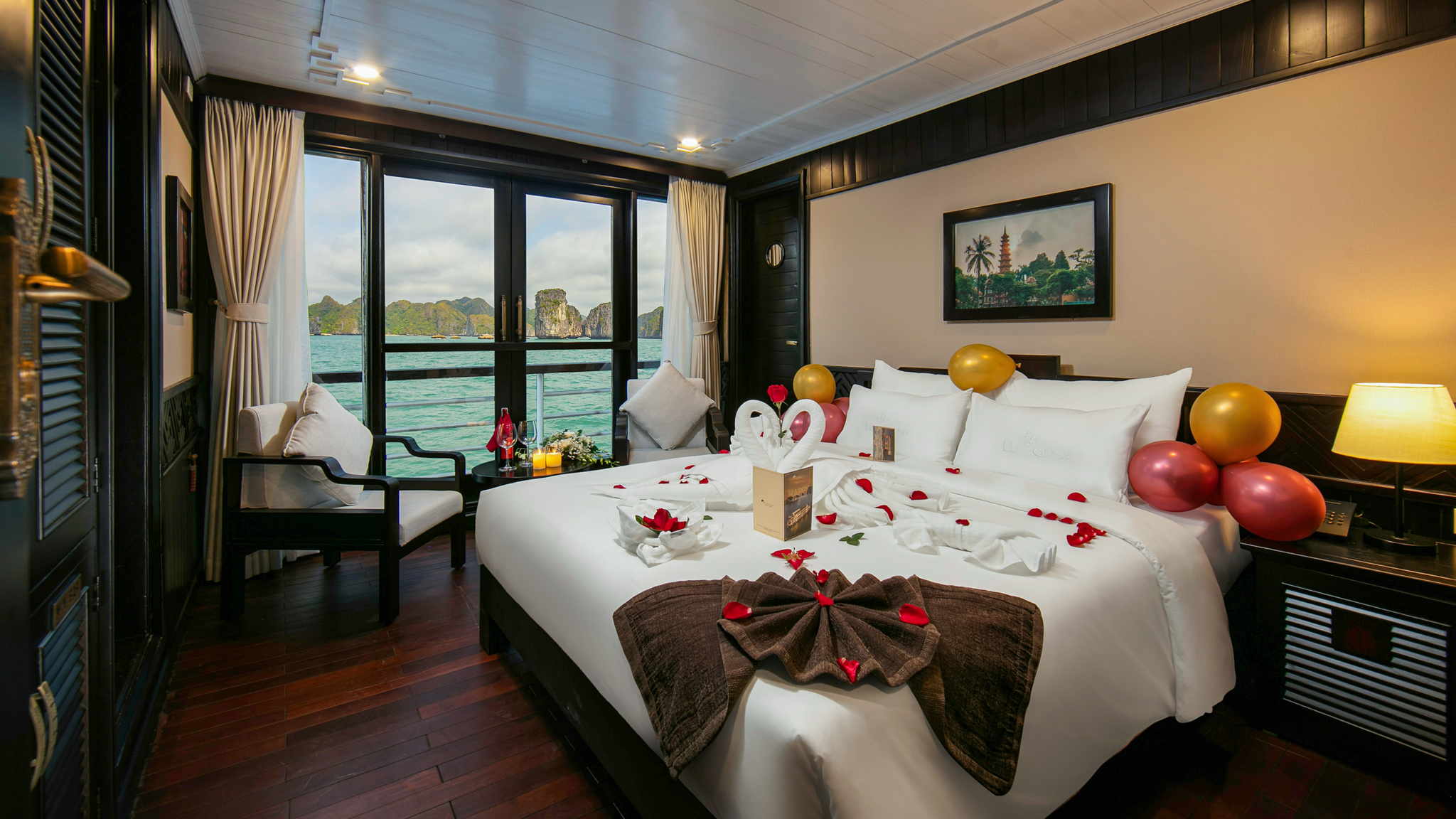 Romantic Honeymoon Set Up