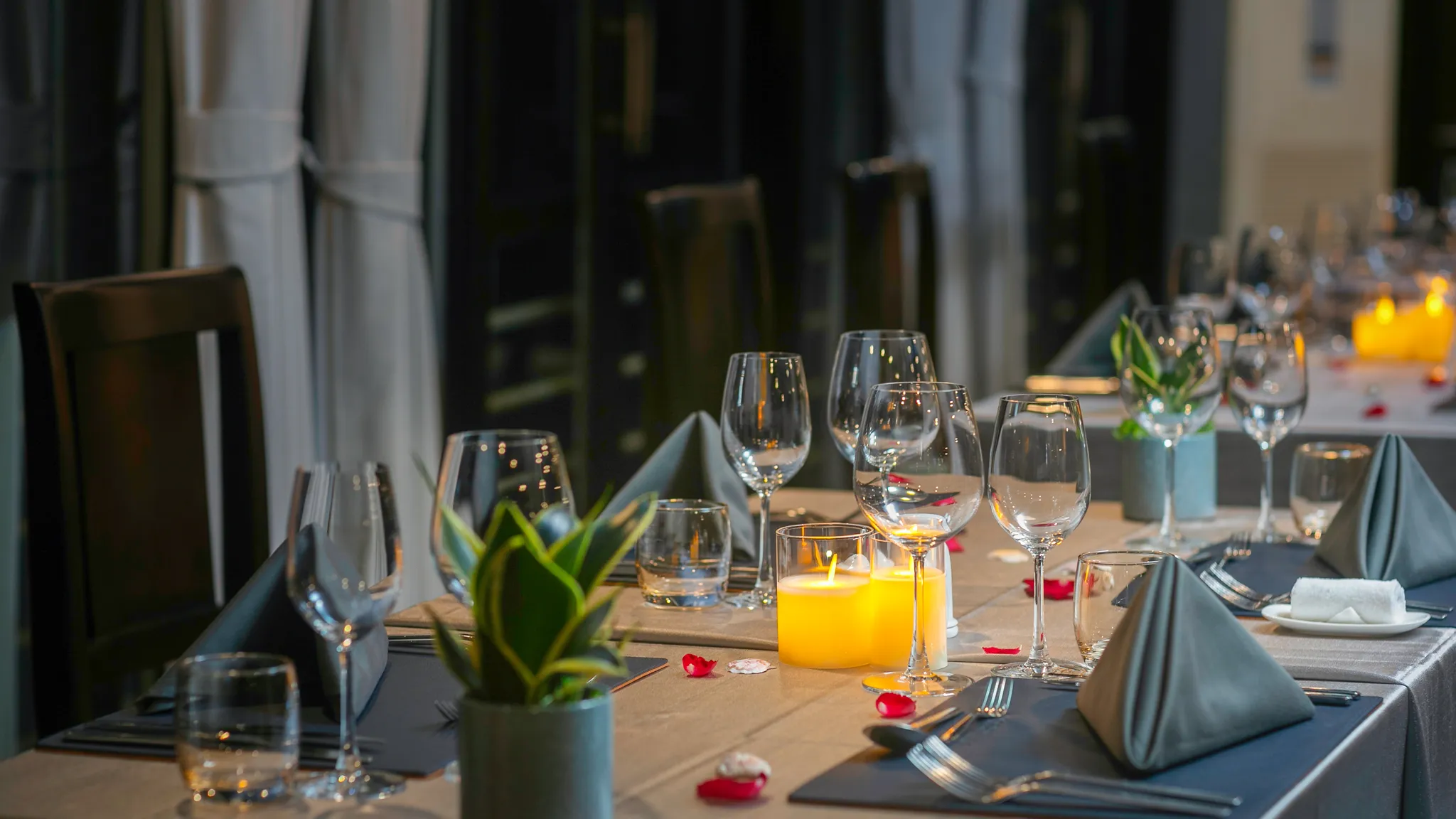 Romantic Table Set
