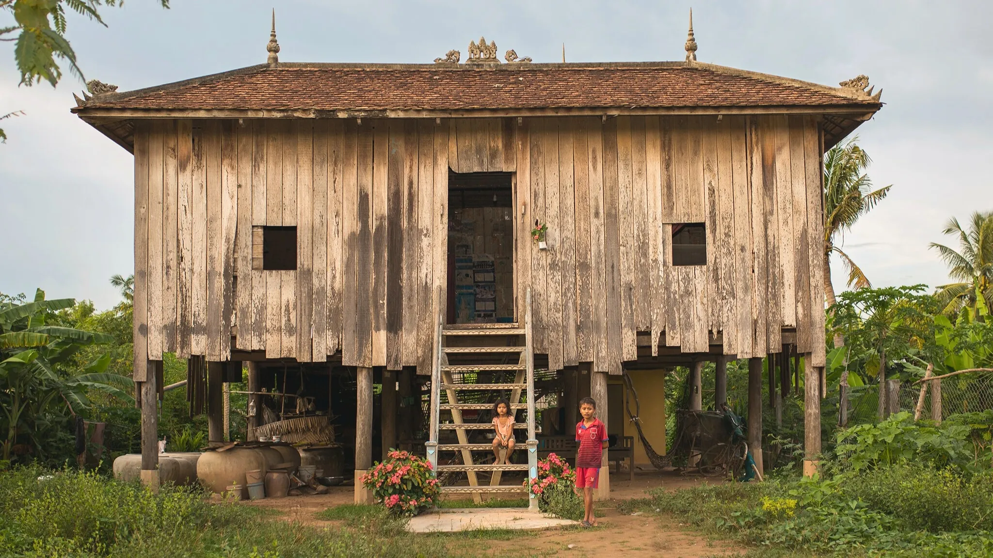 Rustic Stilt House In Koh Oknha Tey