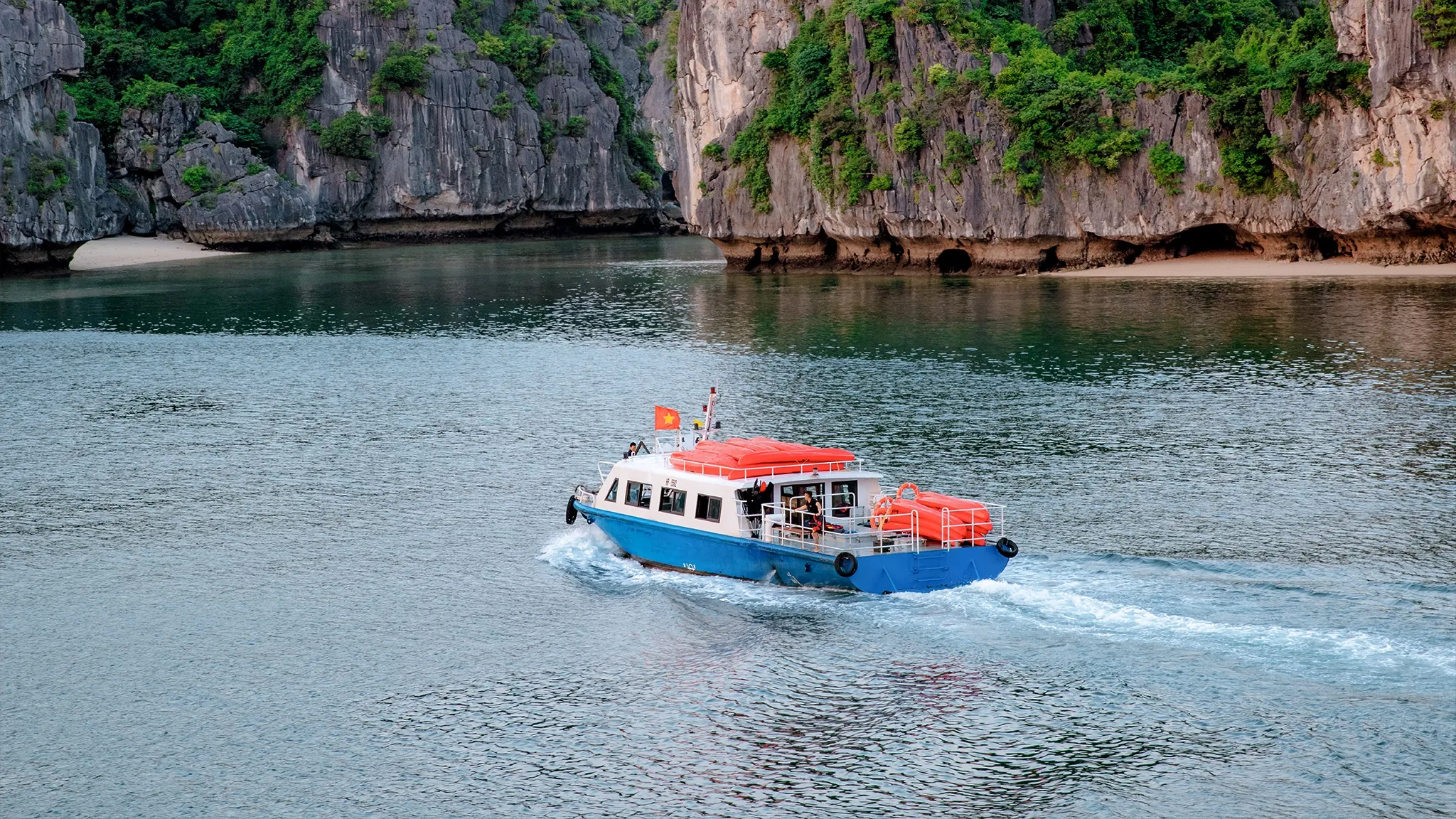 Tender Transfer Overnight Itinerary