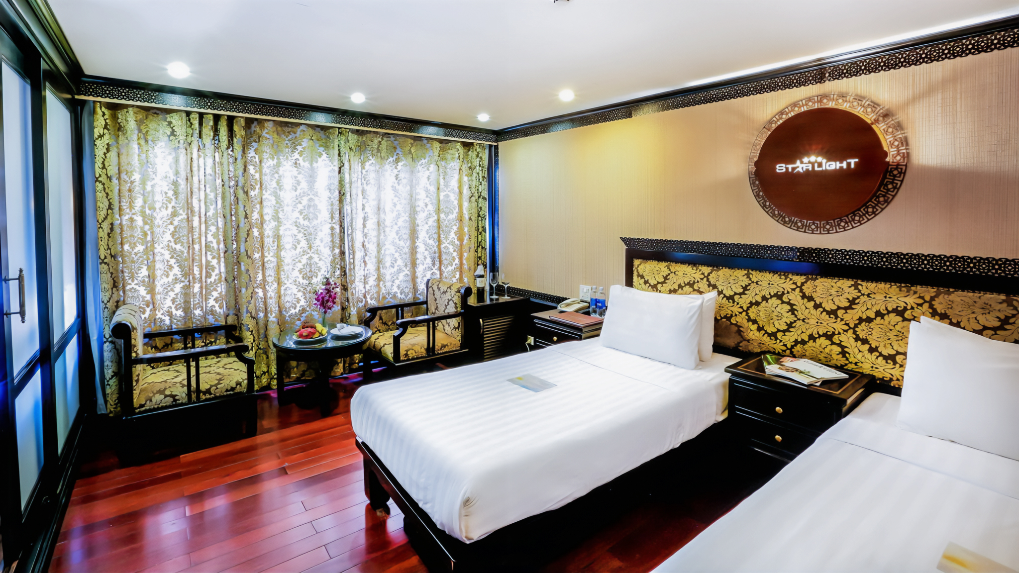 Twin Beds Spacious Room