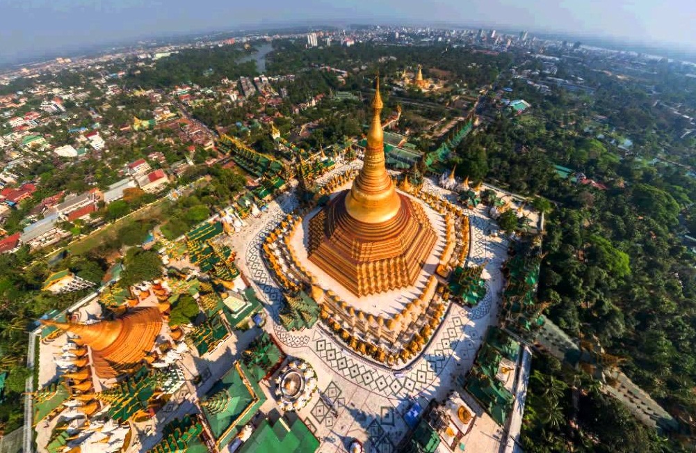 Shwedagon pagoda in Yangon