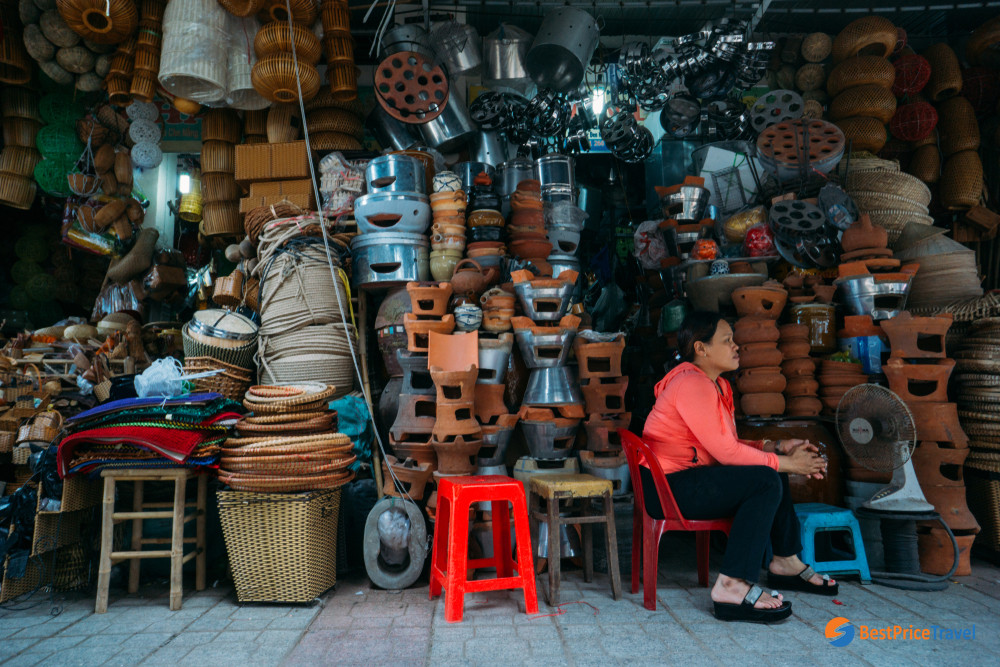 Products in Dam Market