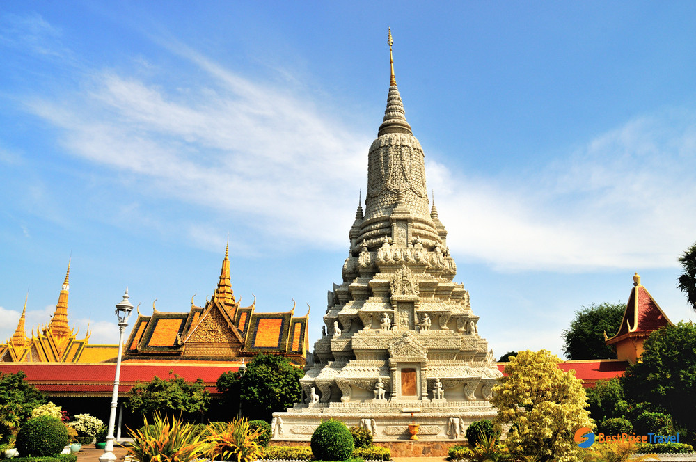 Ramayana epic of Silver Pagoda