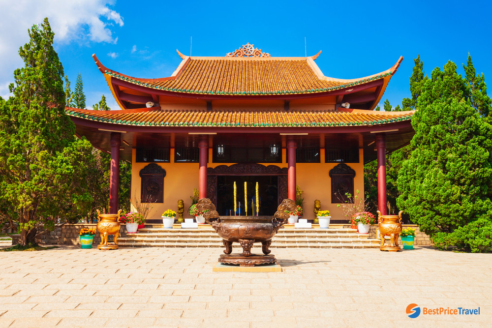 Truc Lam Zen Monastery