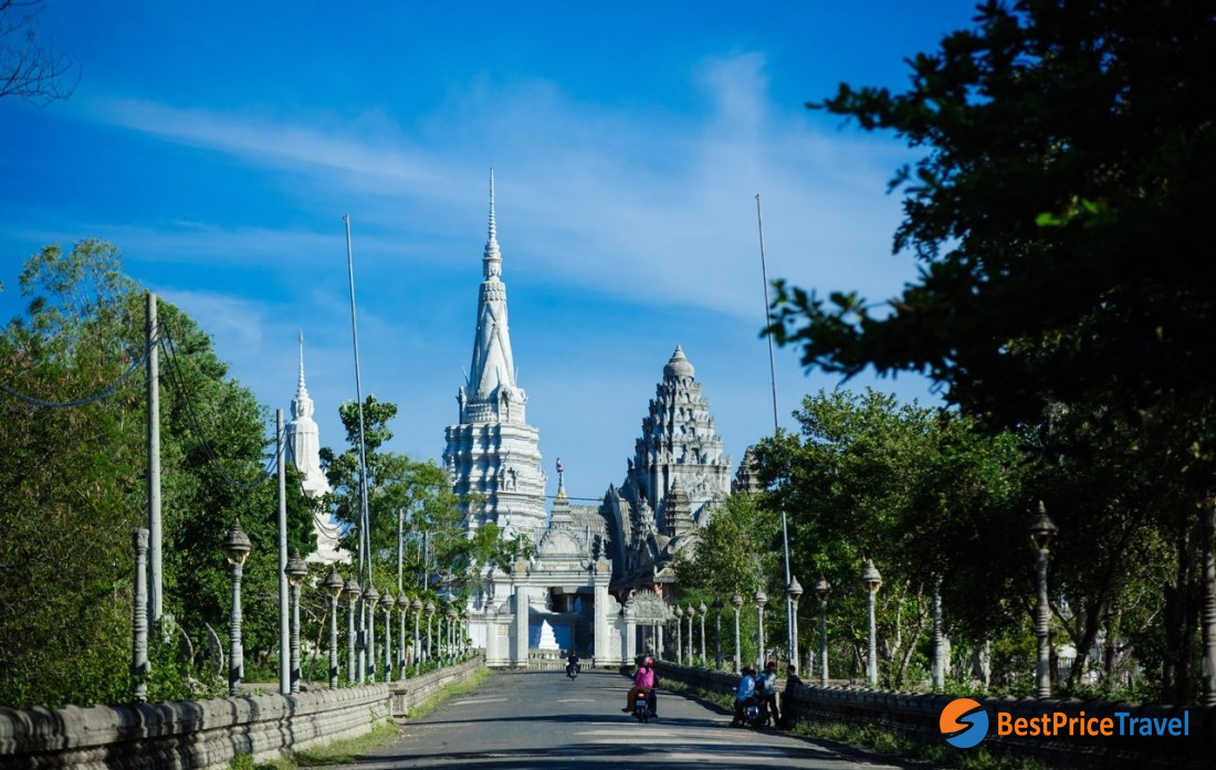 Phnom Srey Phnome Pros 