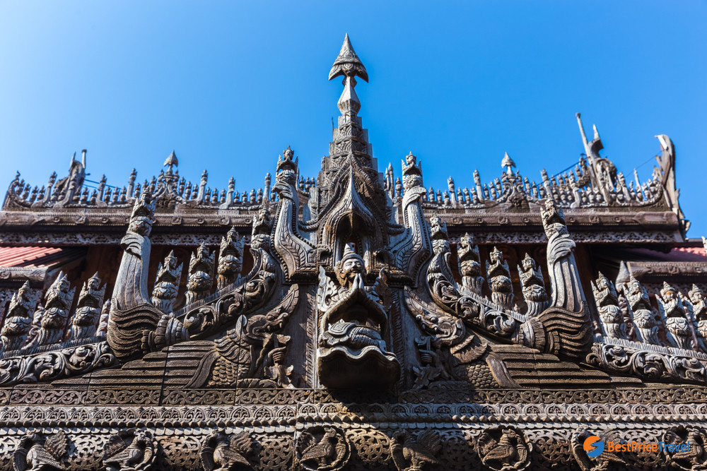 Delicate carvings of&nbsp;Shwenandaw Monastery
