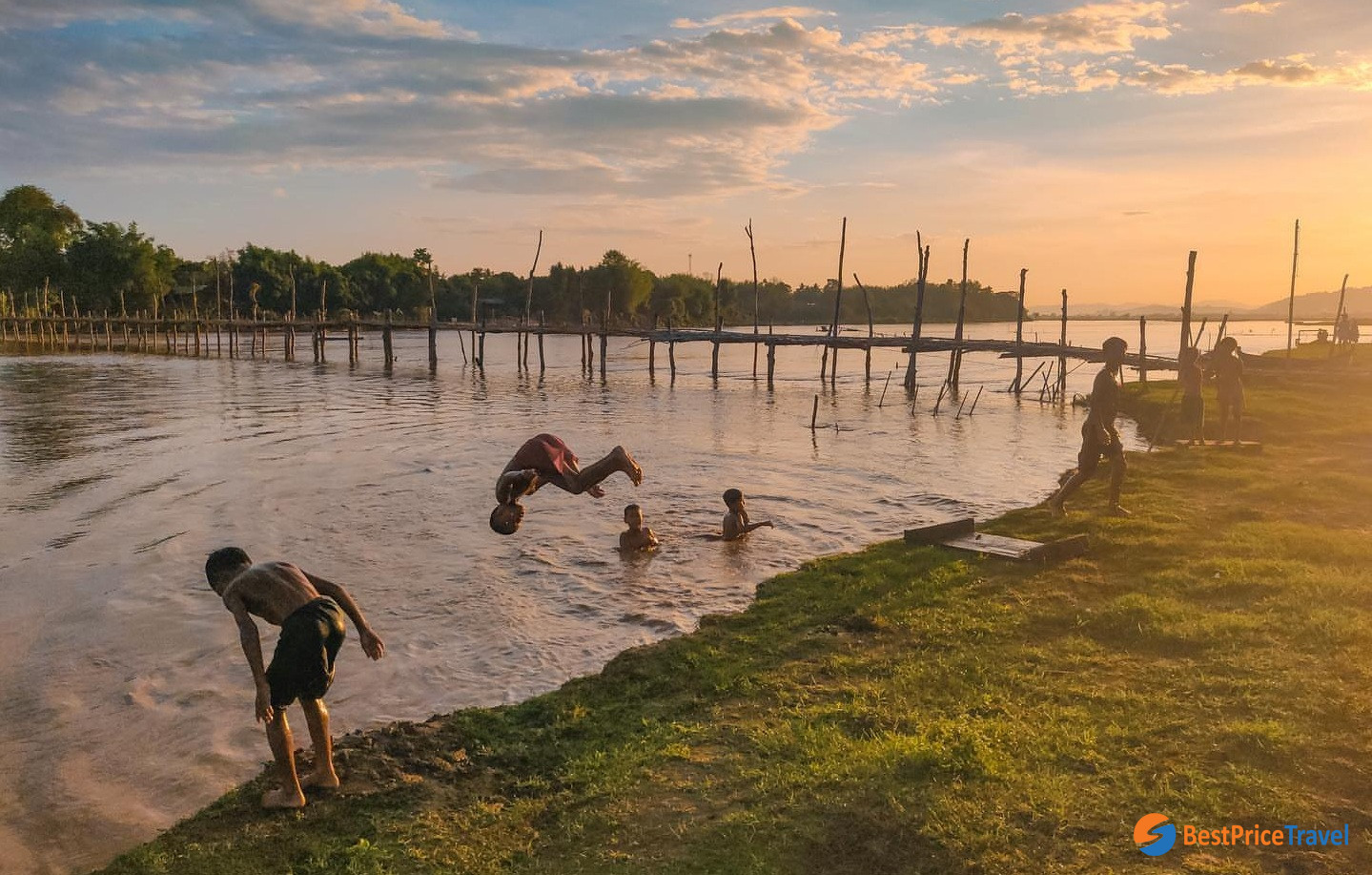 Beautiful sunset at the Bamboo Bridge